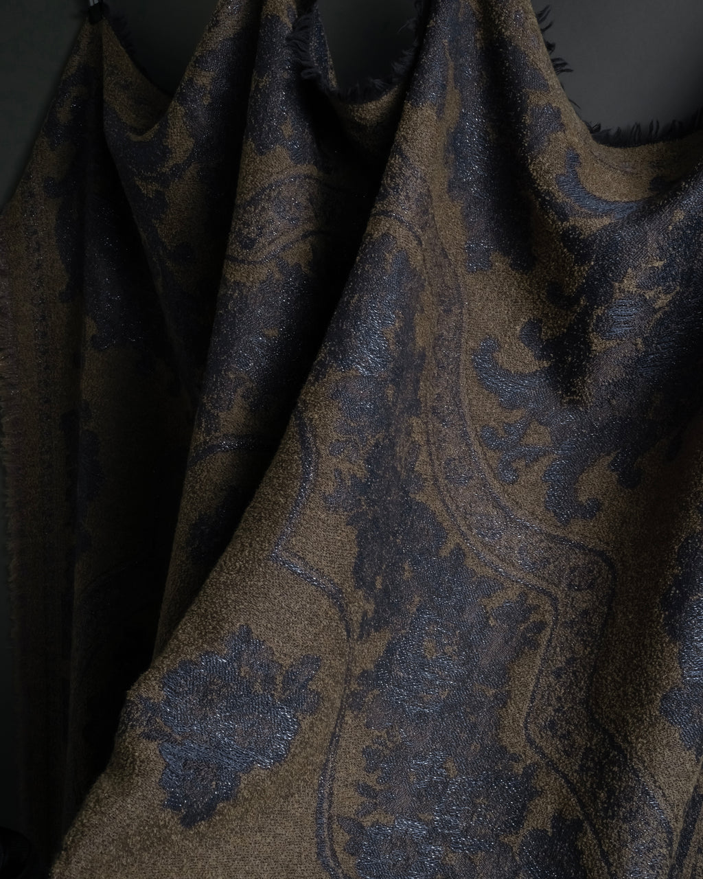 "BALENCIAGA" Large size lame jacquard weave stole