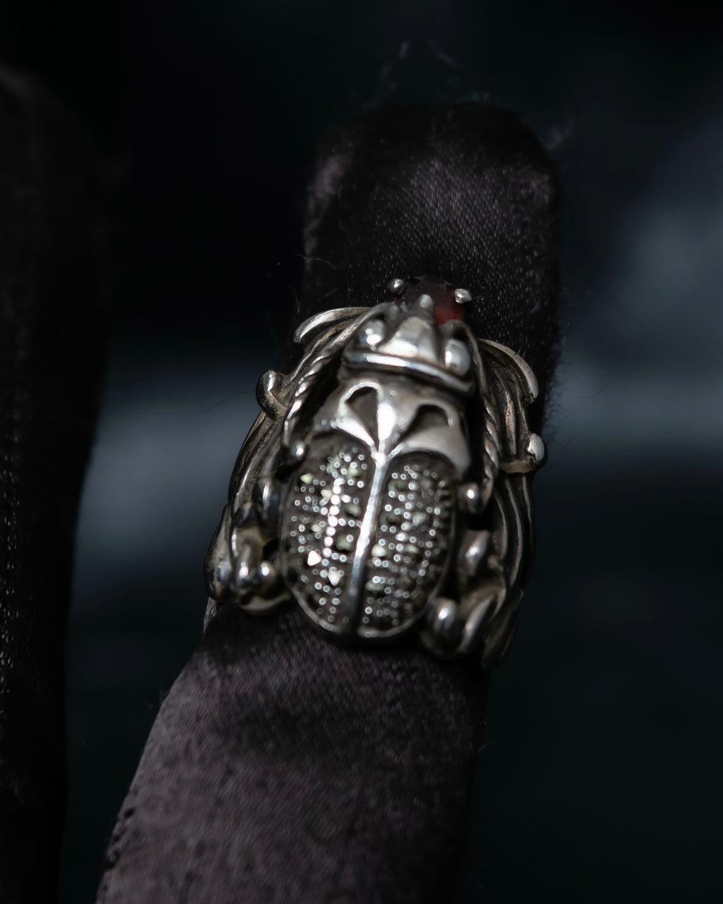 “Vintage” Beetle motif stone decorated silver ring