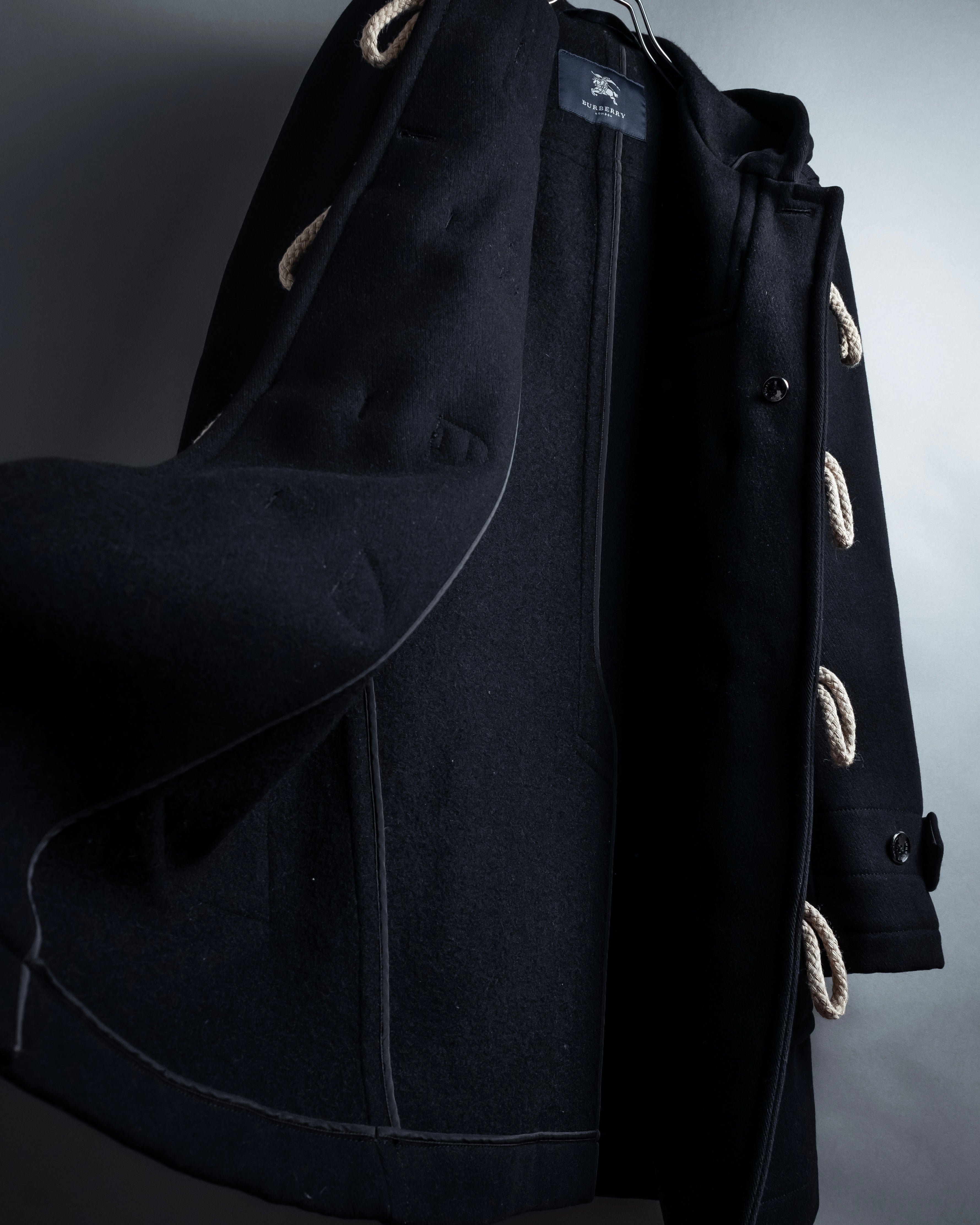 "BURBERRY" Classic detailing melton wool duffle coat