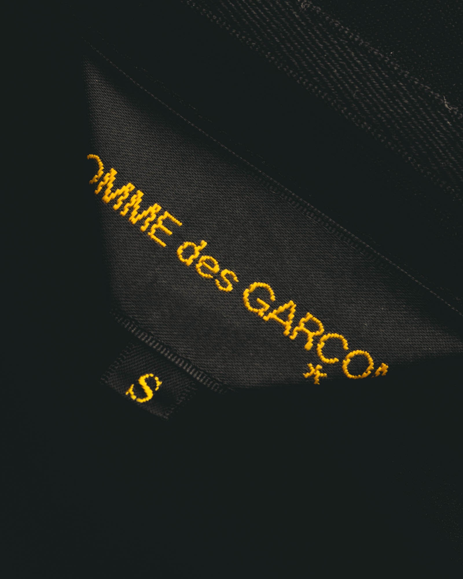 "COMME des GARÇONS" 00's Deconstructed nylon jacket