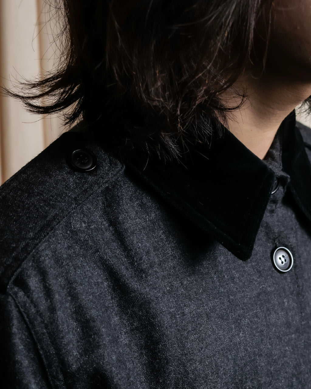 "GUCCI" 70's velvet collar design long coat