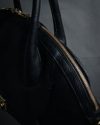 “Salvatore Ferragamo” 2000’s Pebbled leather turn lock bag