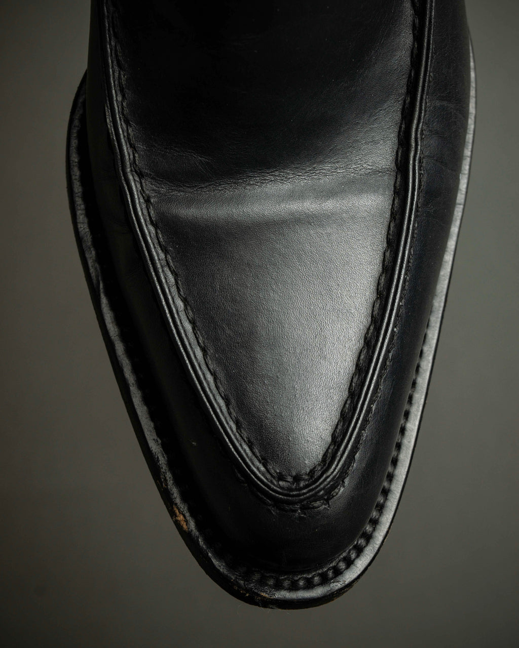 "PRADA" Apron stitch design long nose loafers