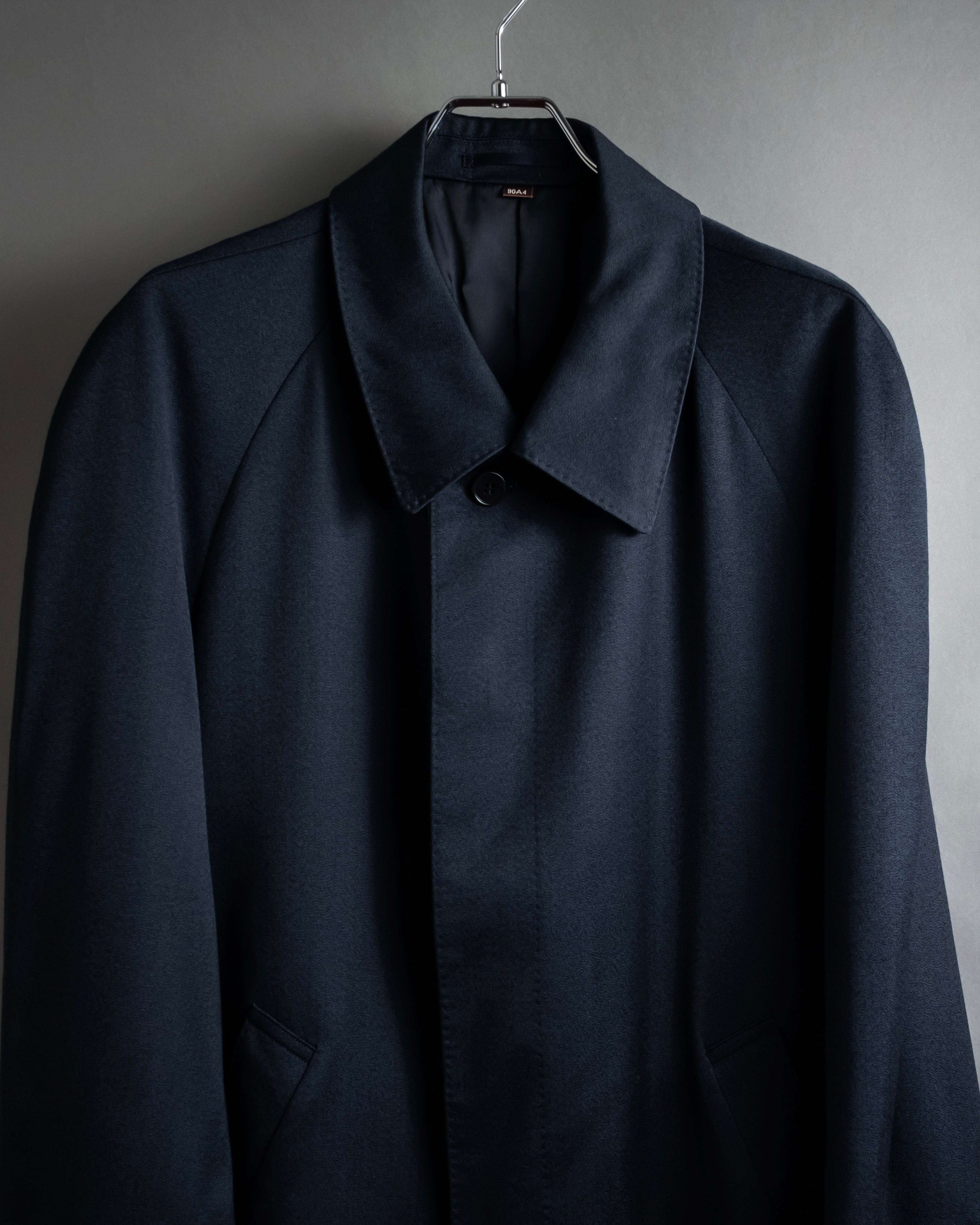 “Yves Saint Laurent” 90’s clean fly-front bal collar coat