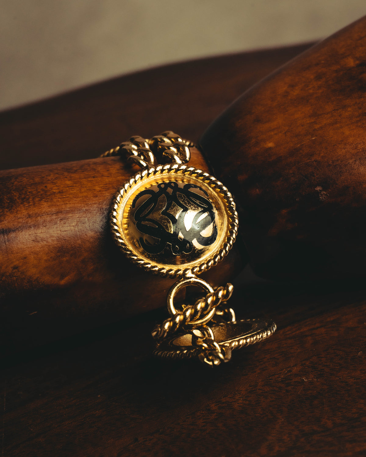 -SPECIAL- “LOEWE” 80’s-90’s Sculptural black anagram medallion chain bracelet