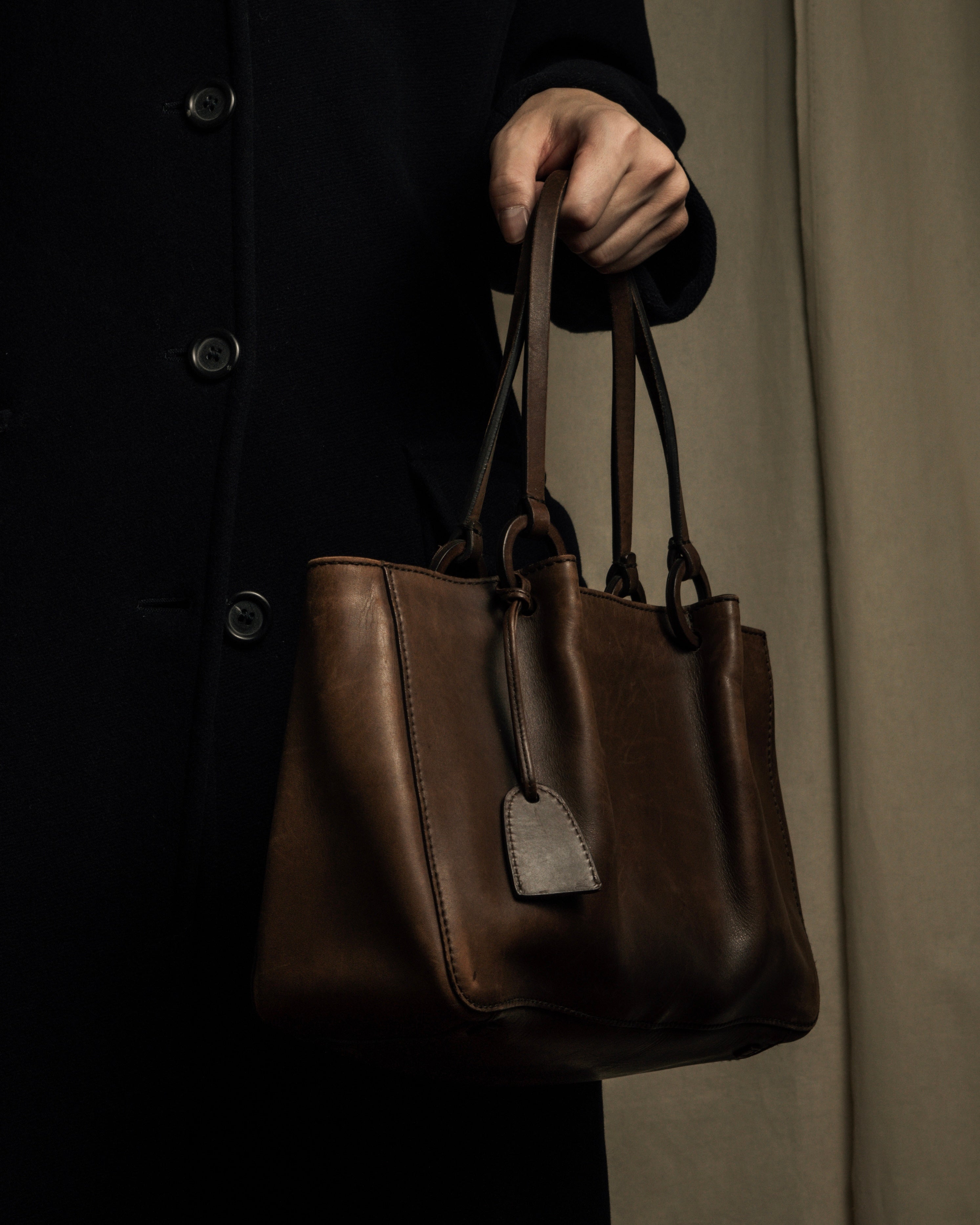 "GUCCI" Horizontally elegant silhouette oiled leather one-shoulder bag