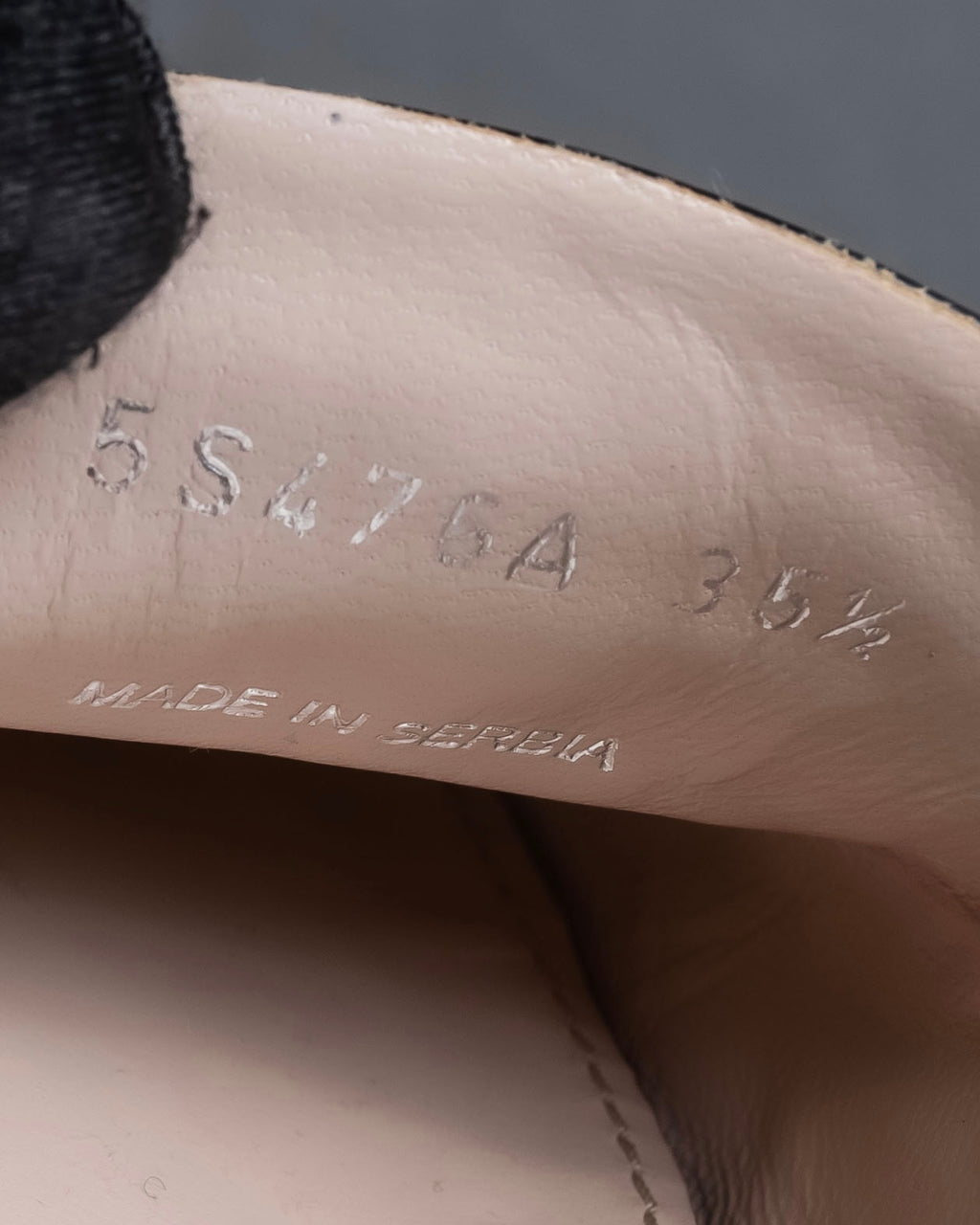 "MIU MIU" Stud＆ribbon design metal heel pumps