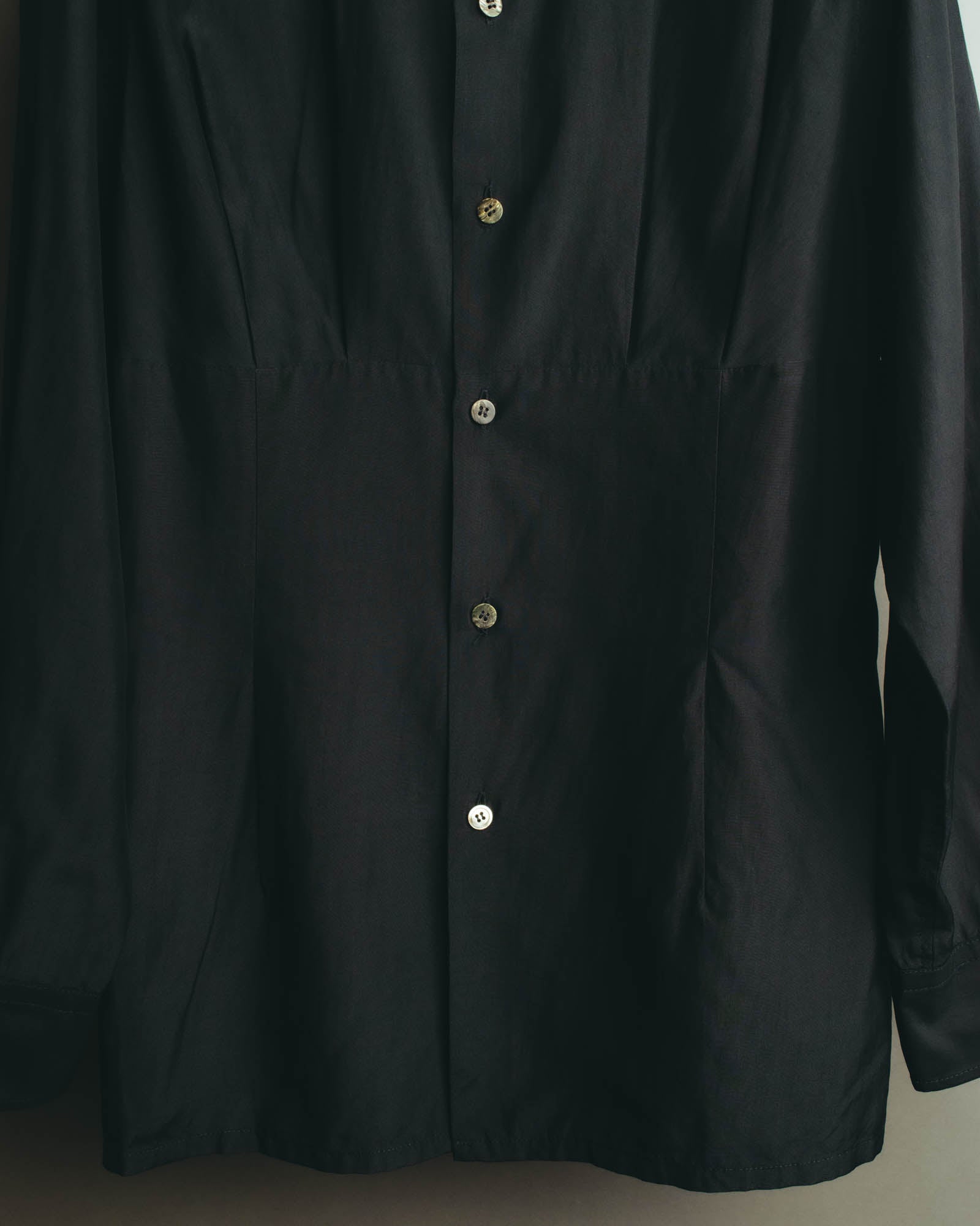 COMME des GARCONS (コムデギャルソン) - シルクタックシャツ