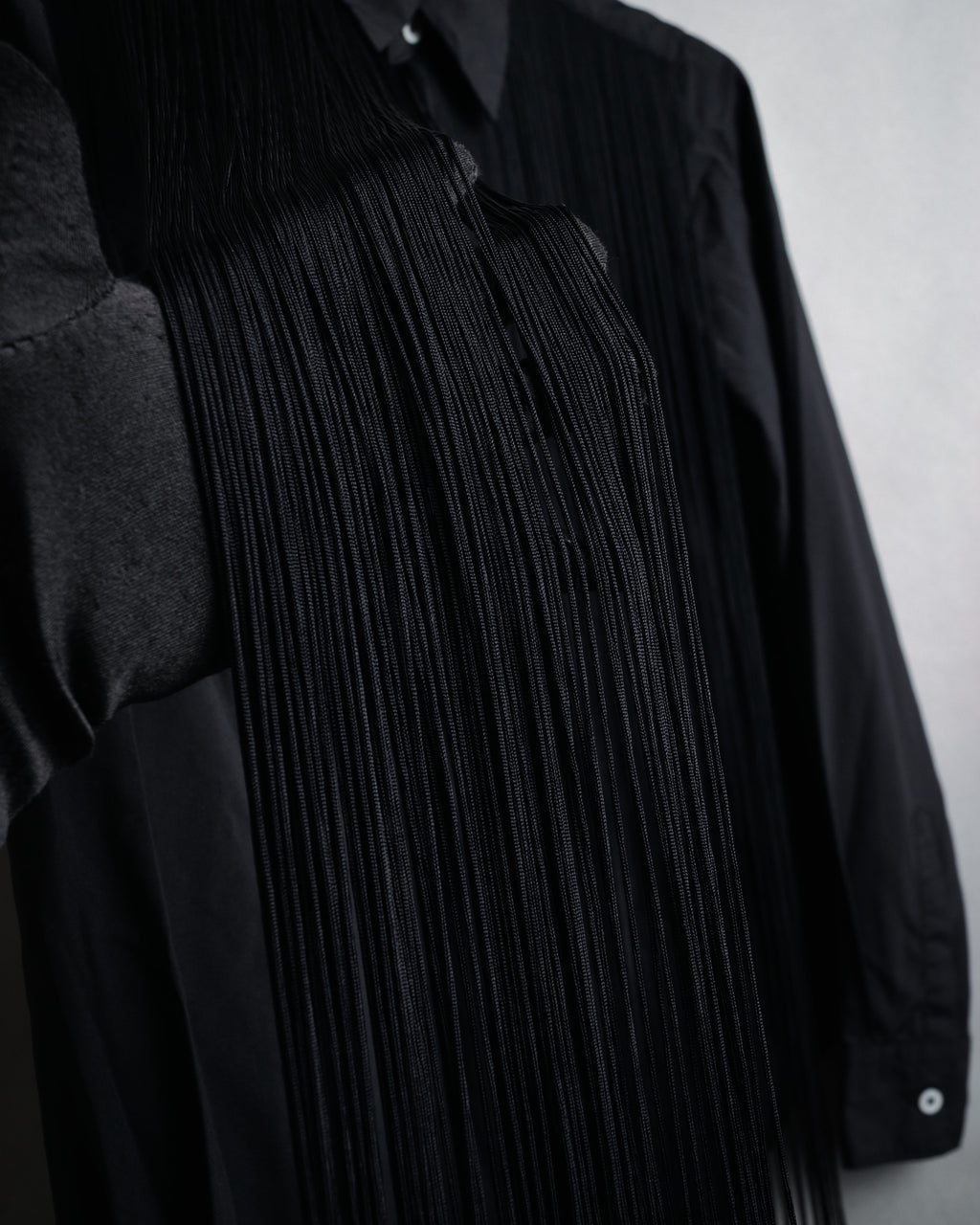 “COMME des GARCONS” 2022SS  Fringed dress shirt