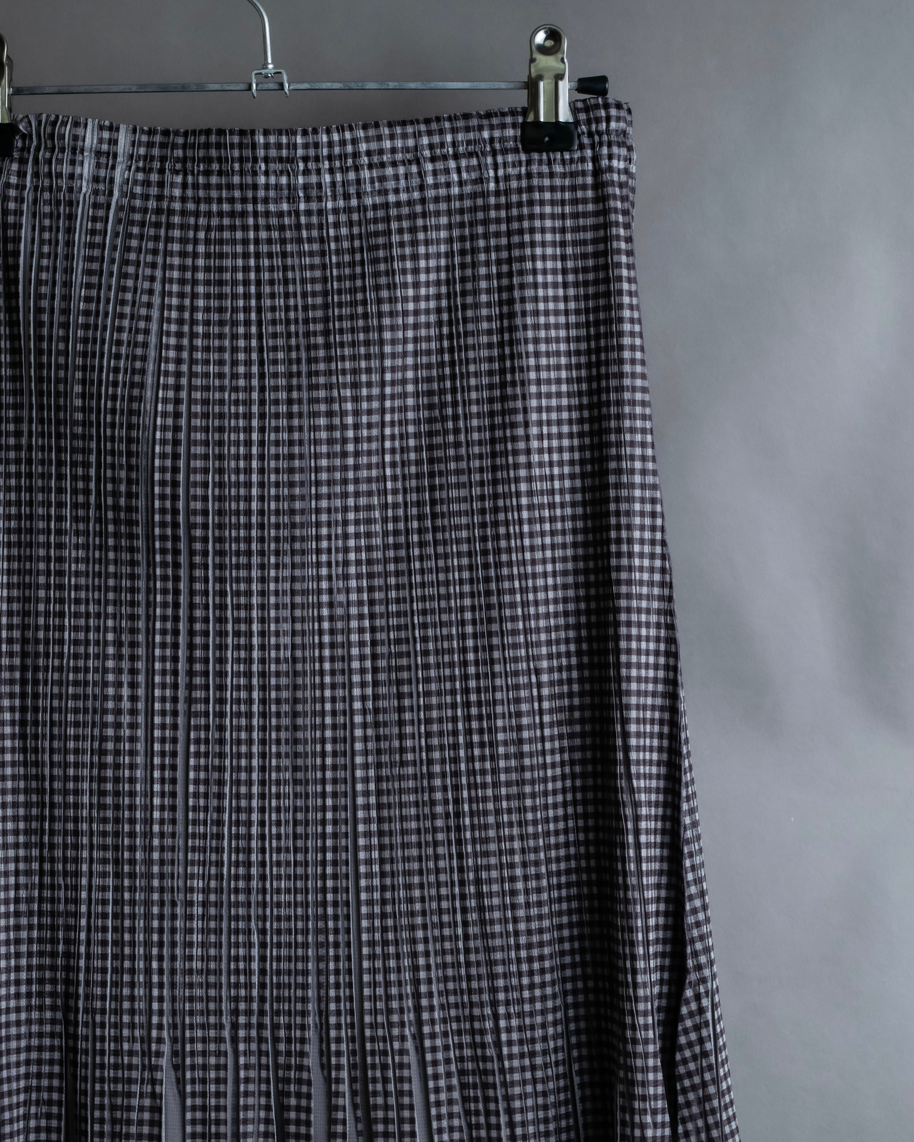 "PLEATS PLEASE ISSEY MIYAKE"
Gingham check sheer combination pleated skirt