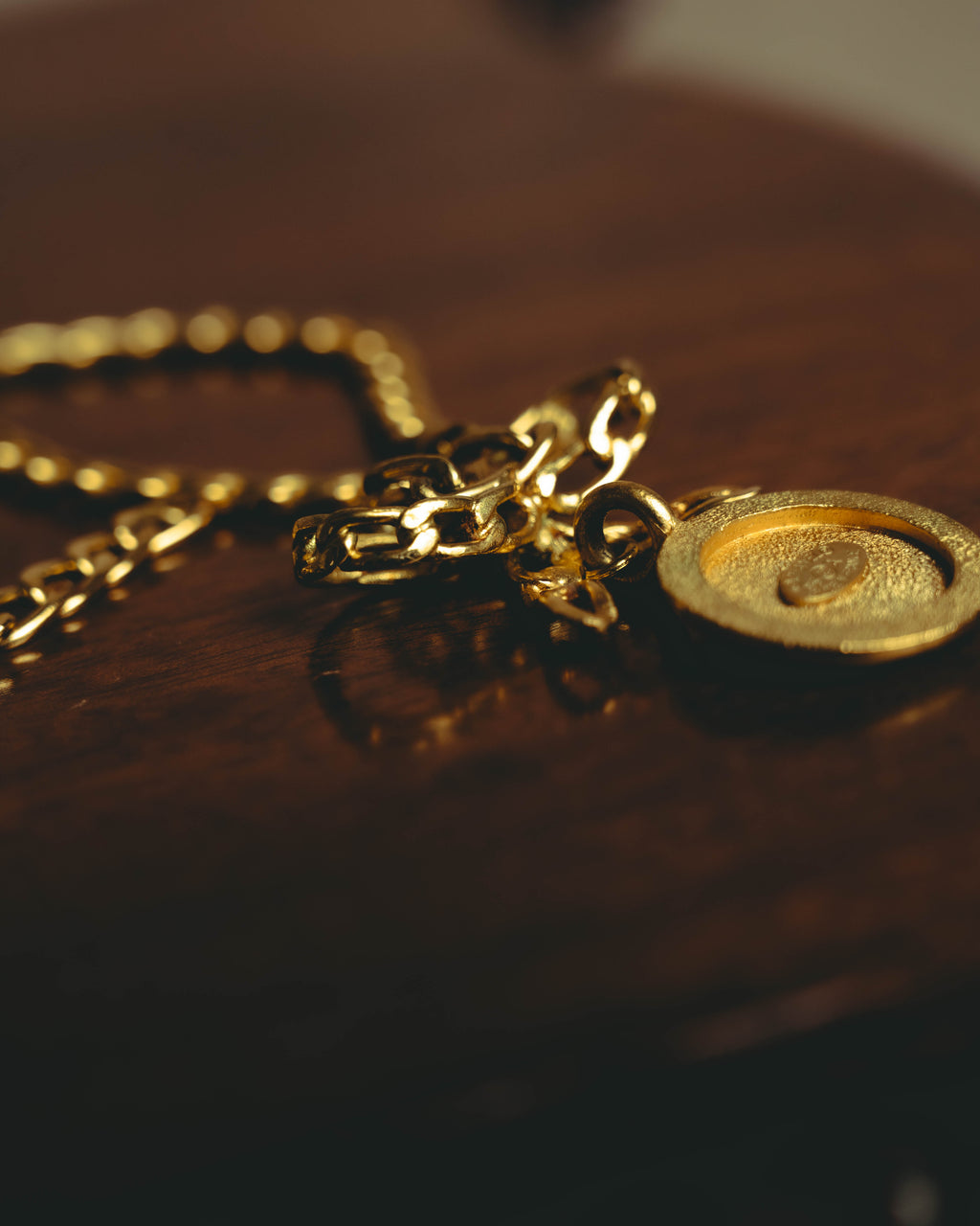 –SPECIAL– "CHANEL" 95AW Jeweled medallion pendant necklace
