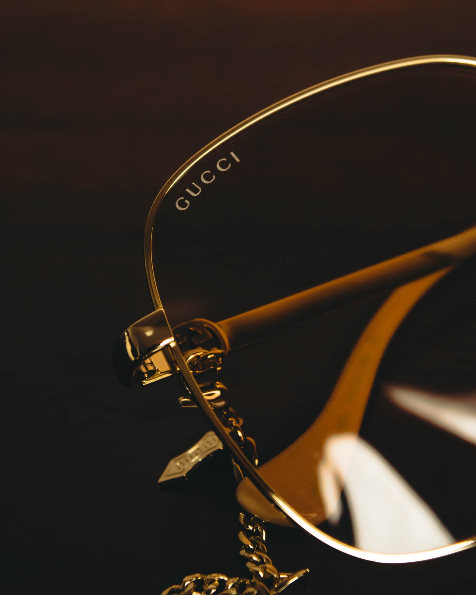 -SPECIAL- “GUCCI” 2016-2022 chain detailed oversized sunglasses