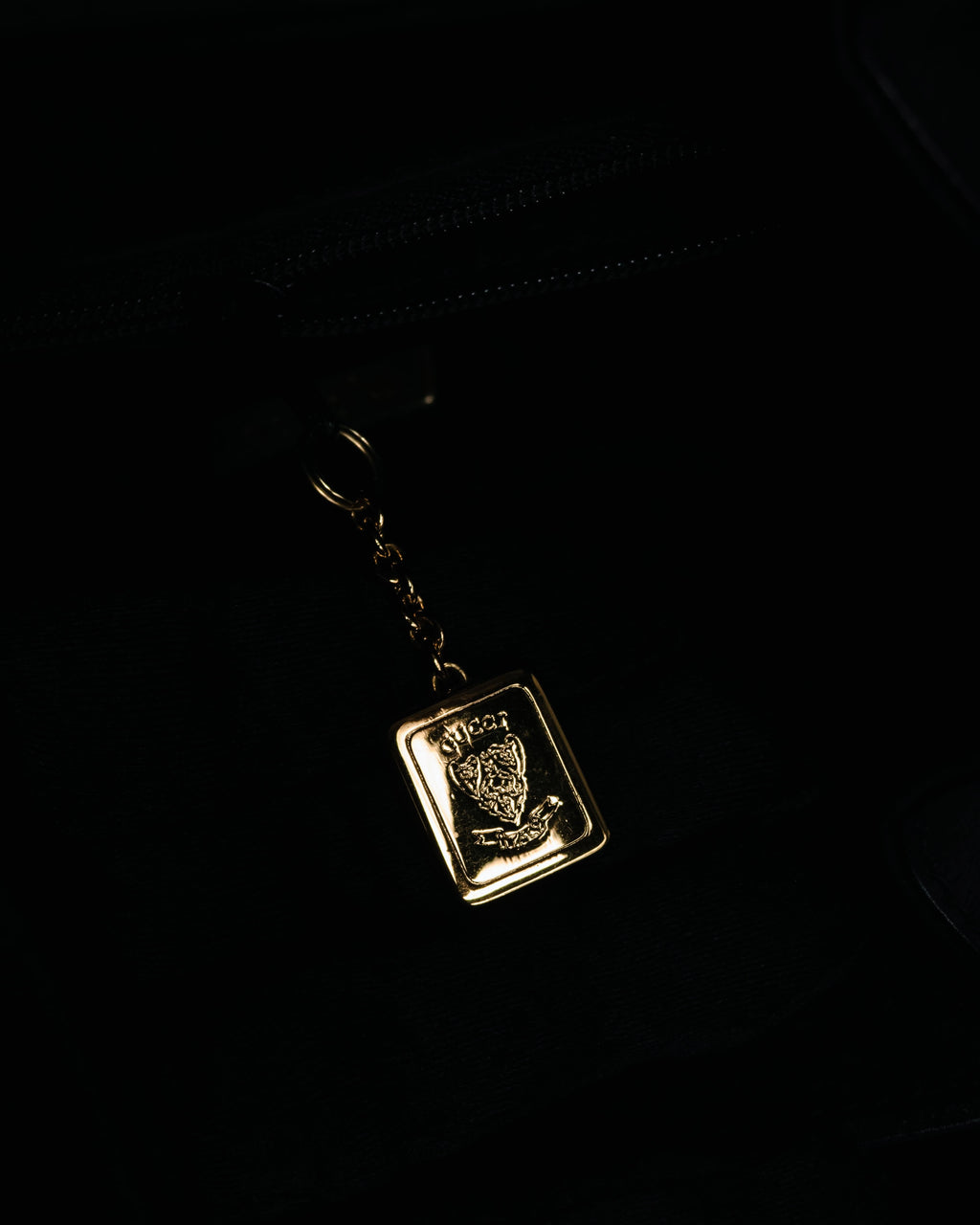 –SPECIAL– "GUCCI" 90’s Architectural oval hardware box calf handbag