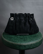 “Salvatore Ferragamo“ 90’s-00’s Suede gancini chain shoulder bag