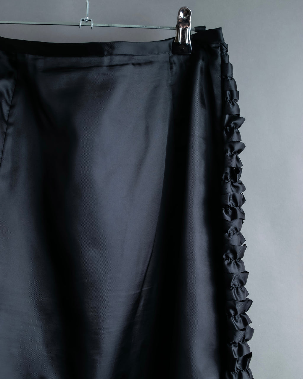 “tricot COMME des Garçons AD1999" Ribbon designed long skirt