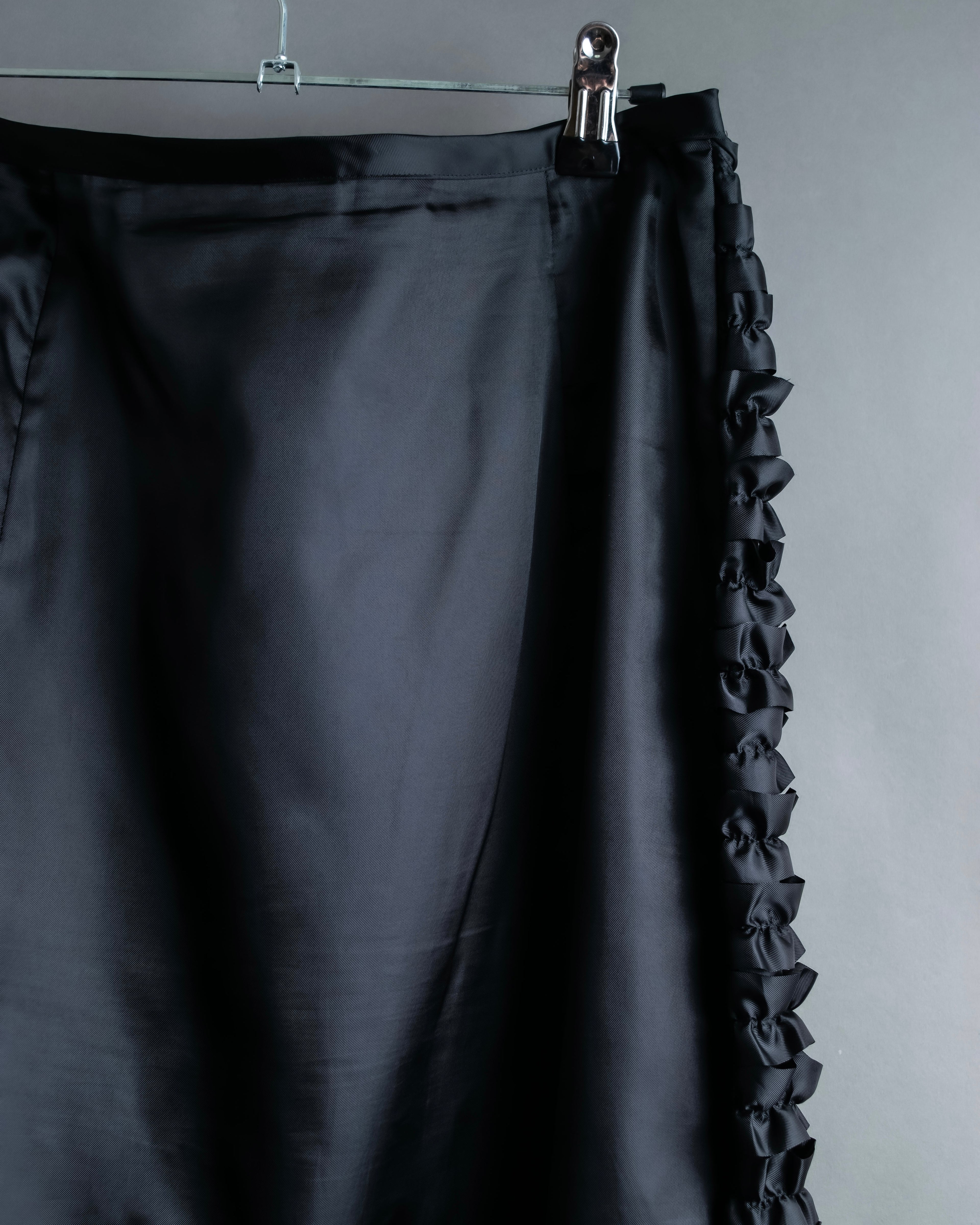 “tricot COMME des Garçons AD1999" Ribbon designed long skirt