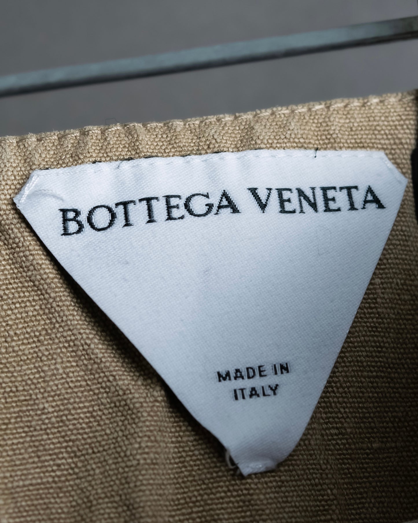 "BOTTEGA VENETA" Mid length 4 button flared skirt