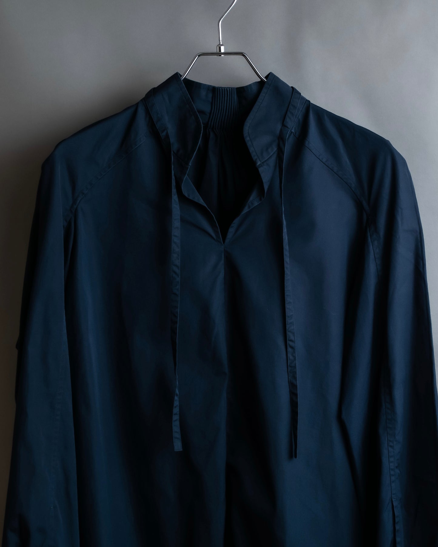 "HERMES" Skipper collar drawstring pullover shirt