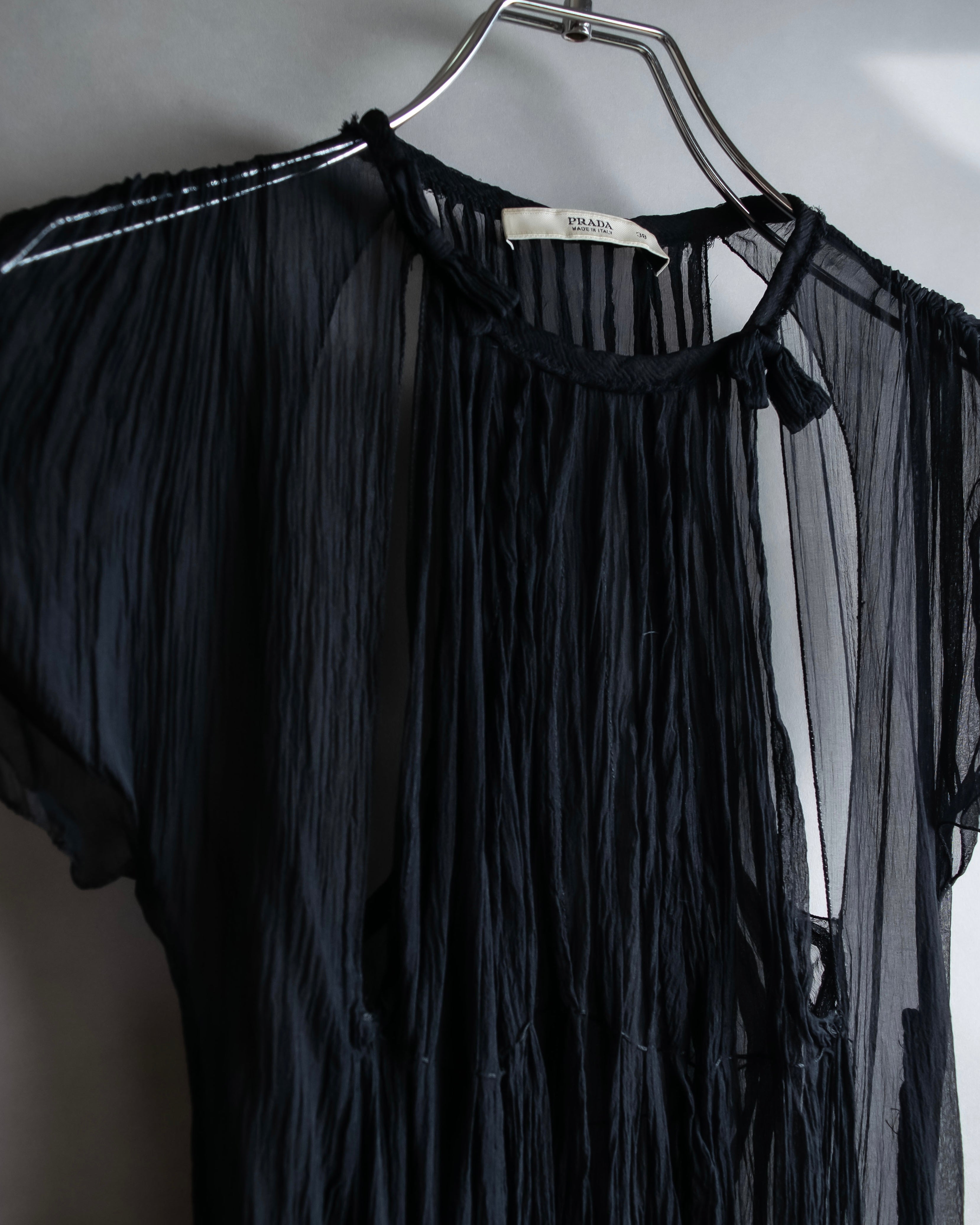 "PRADA" Gathered ribbon design puff sleeve dress