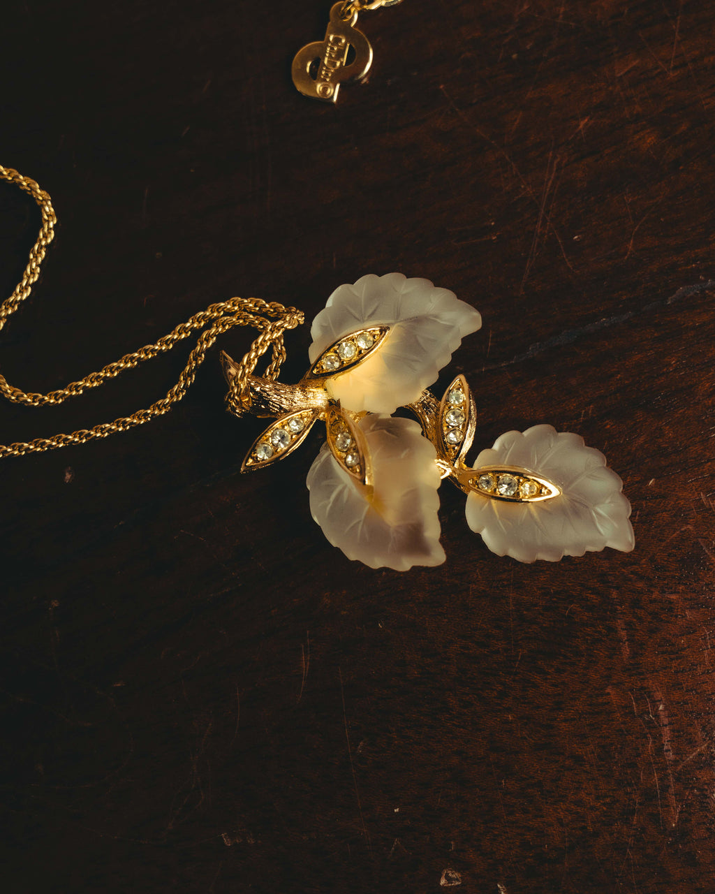 "Christian Dior" 70's-80's Sculptural leaf pendant necklace