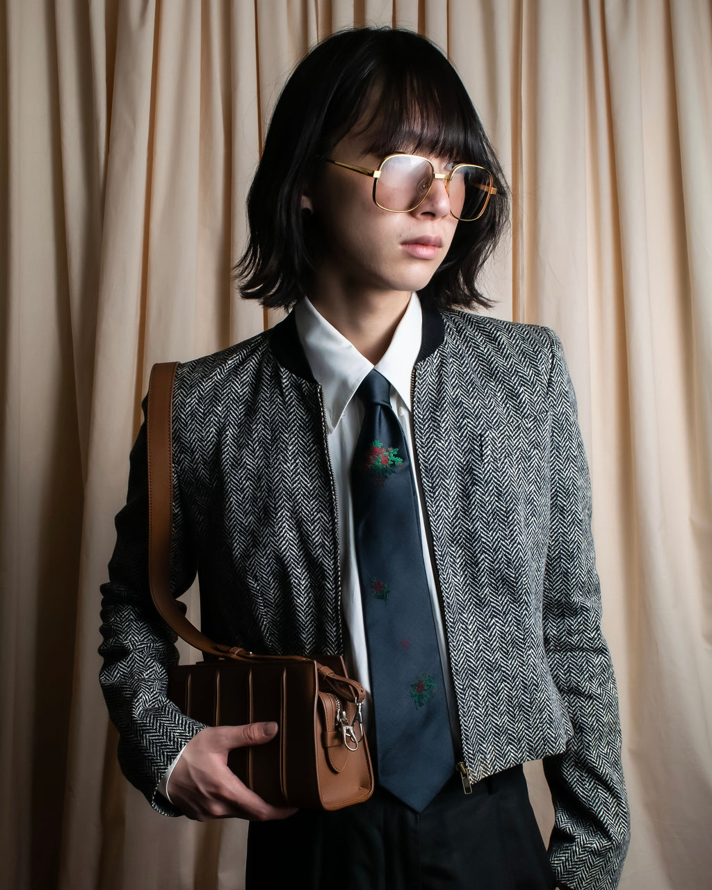 "DOMINIQUE FRANCE" Rose flower pattern silk necktie