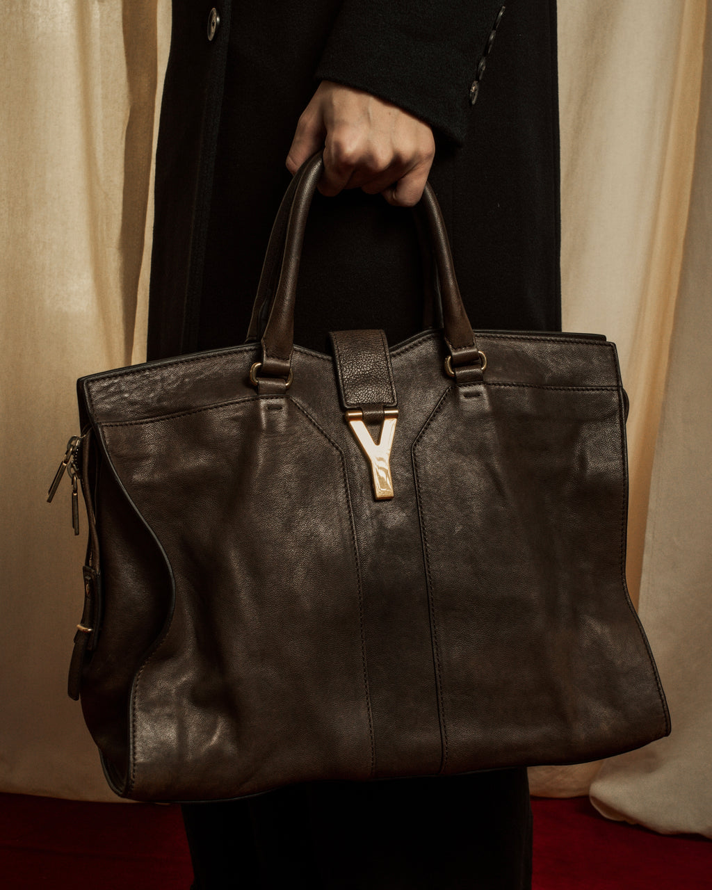 "YVES SAINT LAURENT" 11'year-12'year Chic Gabas leather bag