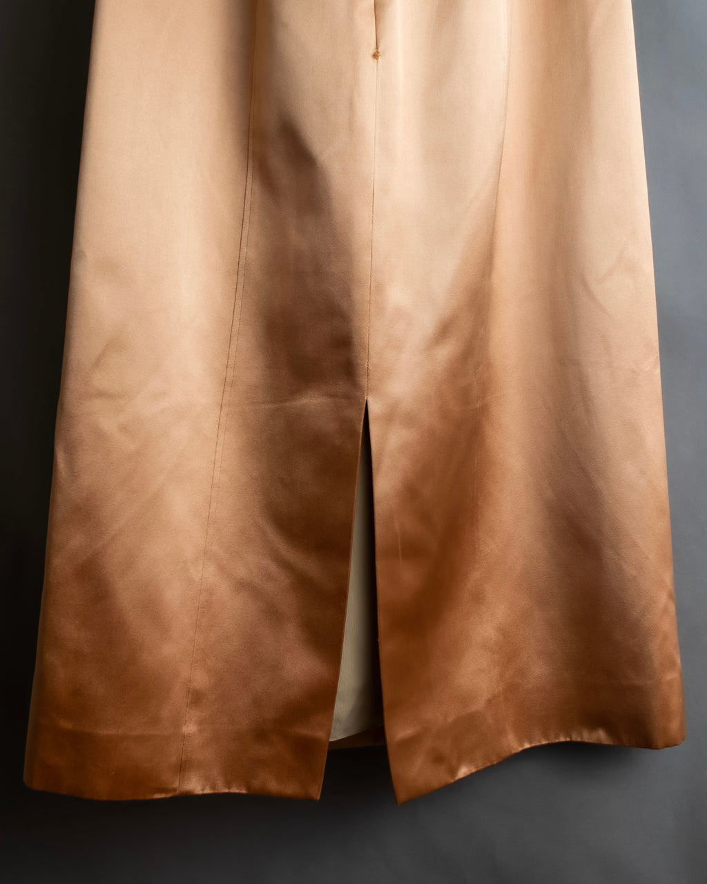 "GUCCI" 100% silk glossy cropped length skirt