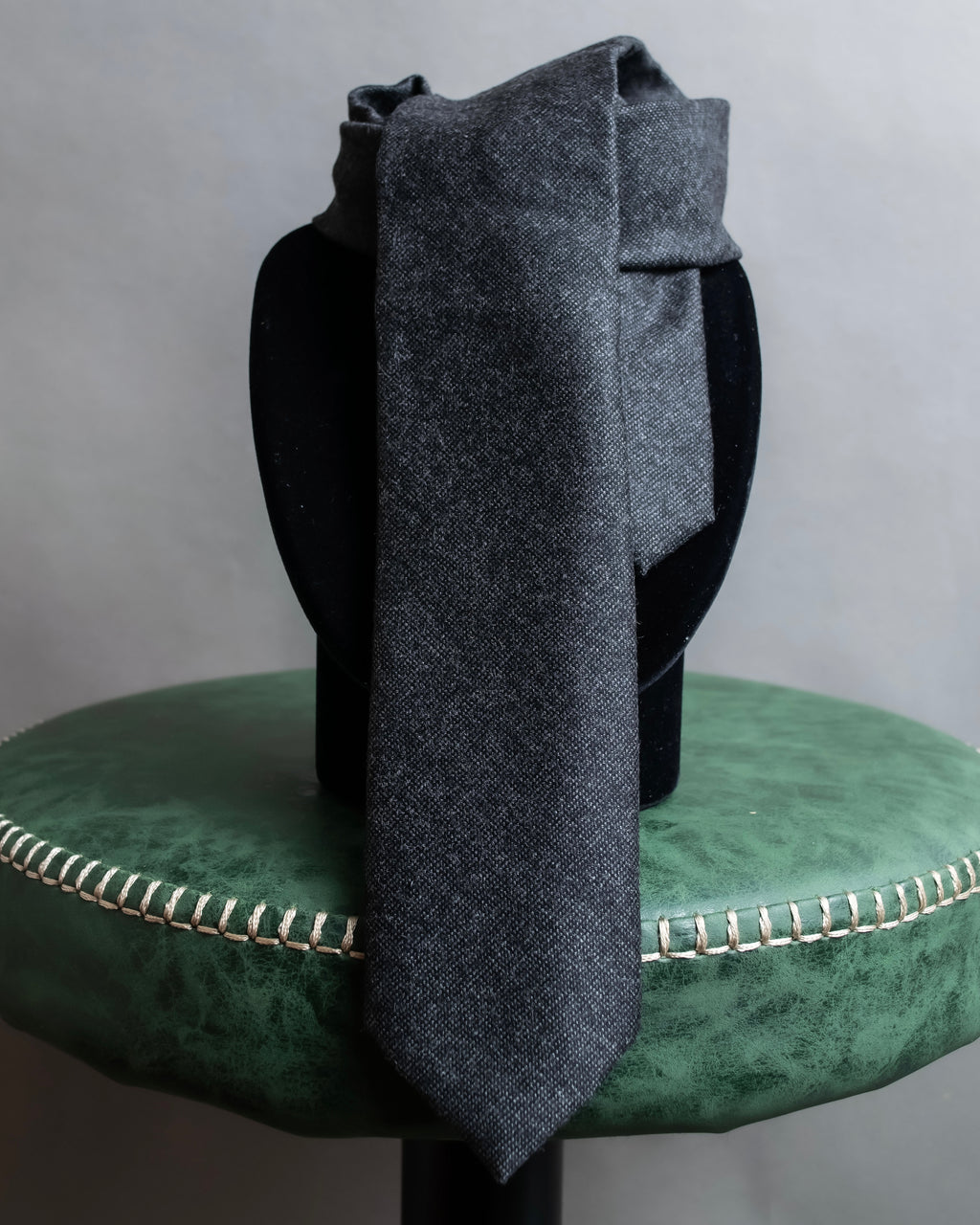 "PRADA" Heather gray wool narrow neck tie