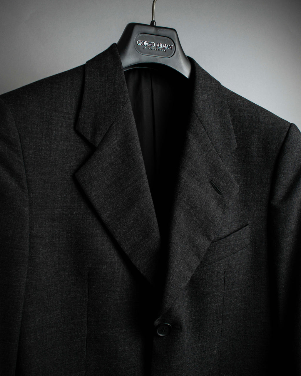 "GIORGIO ARMANI" LE COLLEZIONI line classical tailoring set up
