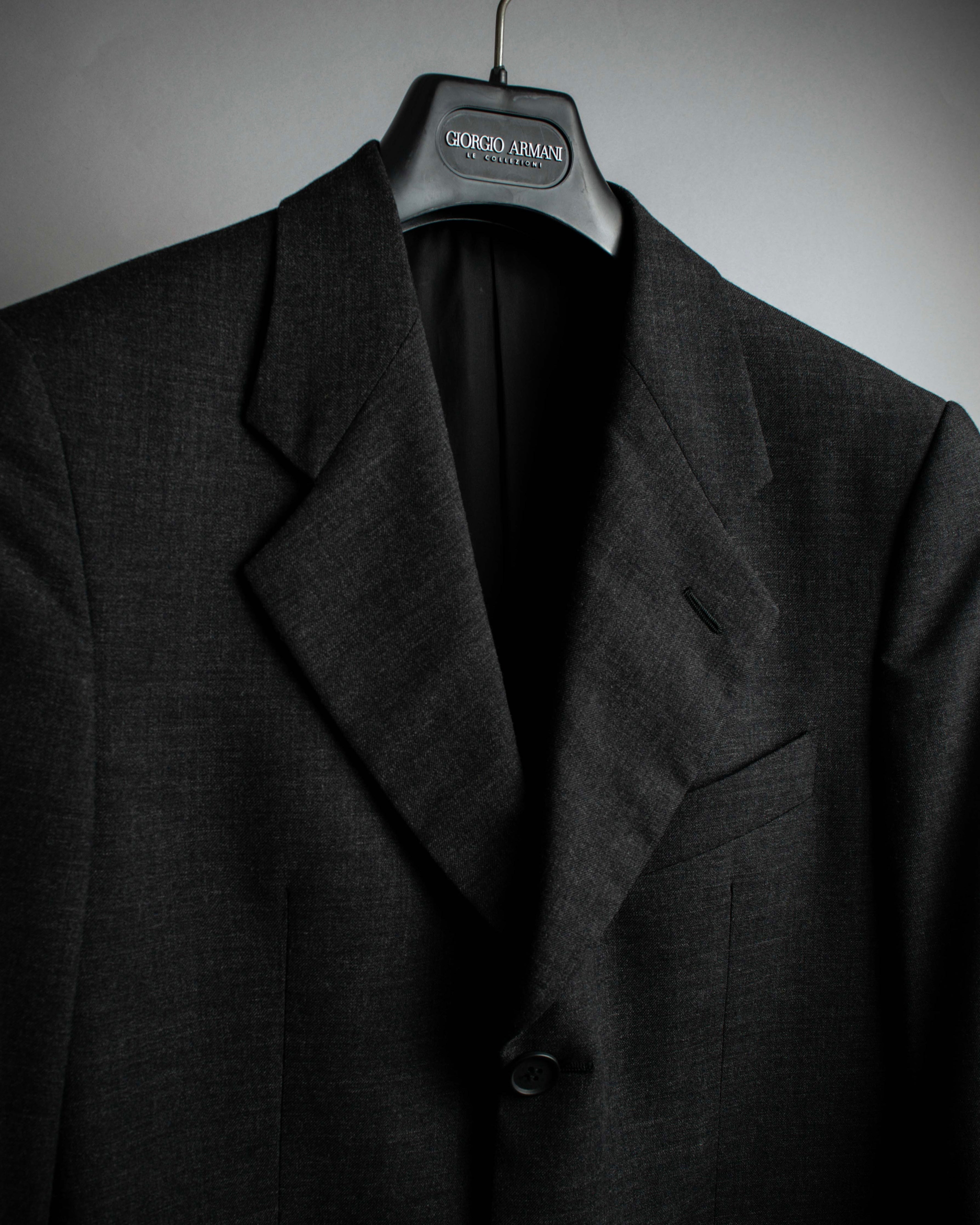 "GIORGIO ARMANI" LE COLLEZIONI line classical tailoring set up