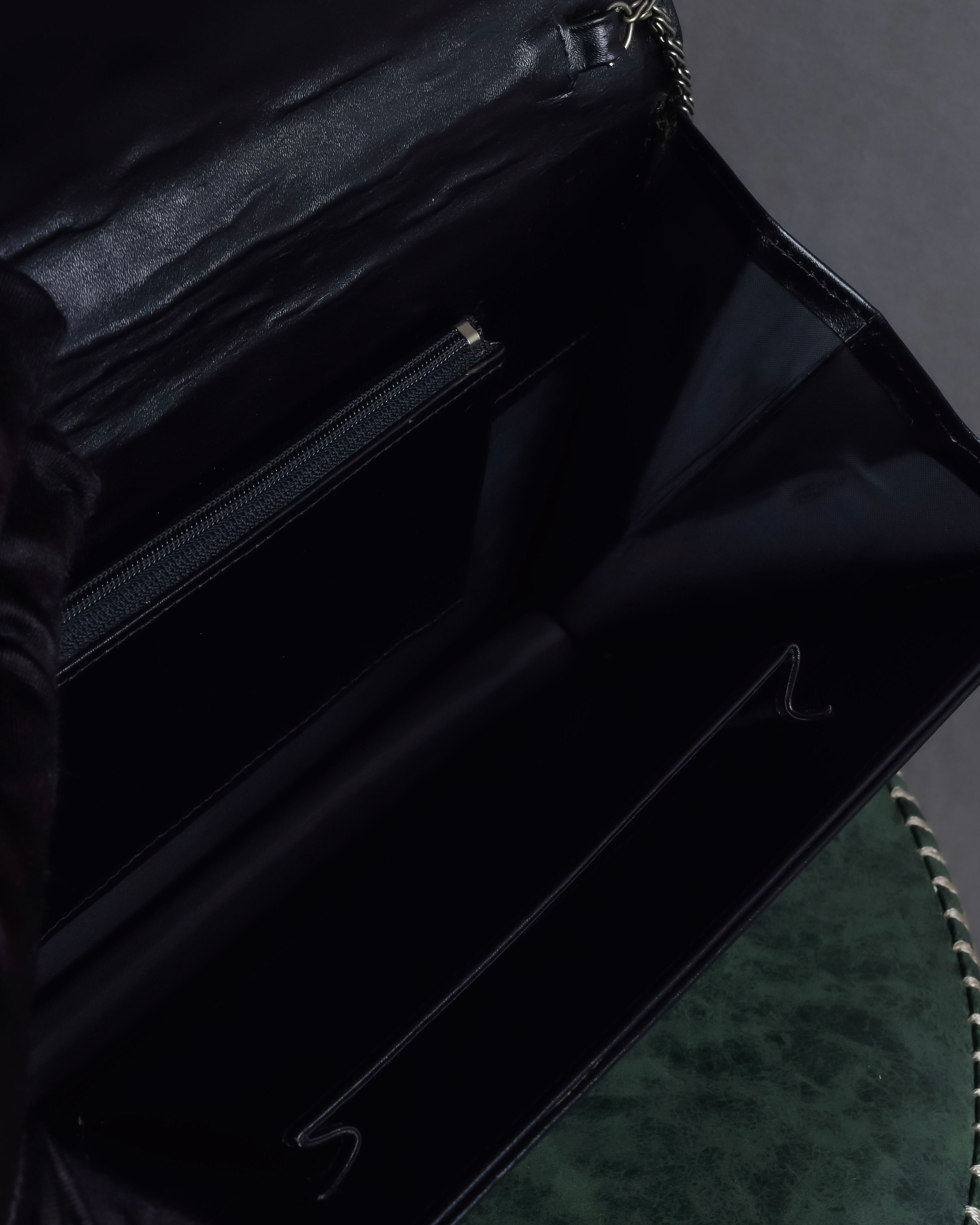 "Cartier" Logo engraved horizontal chain shoulder leather bag