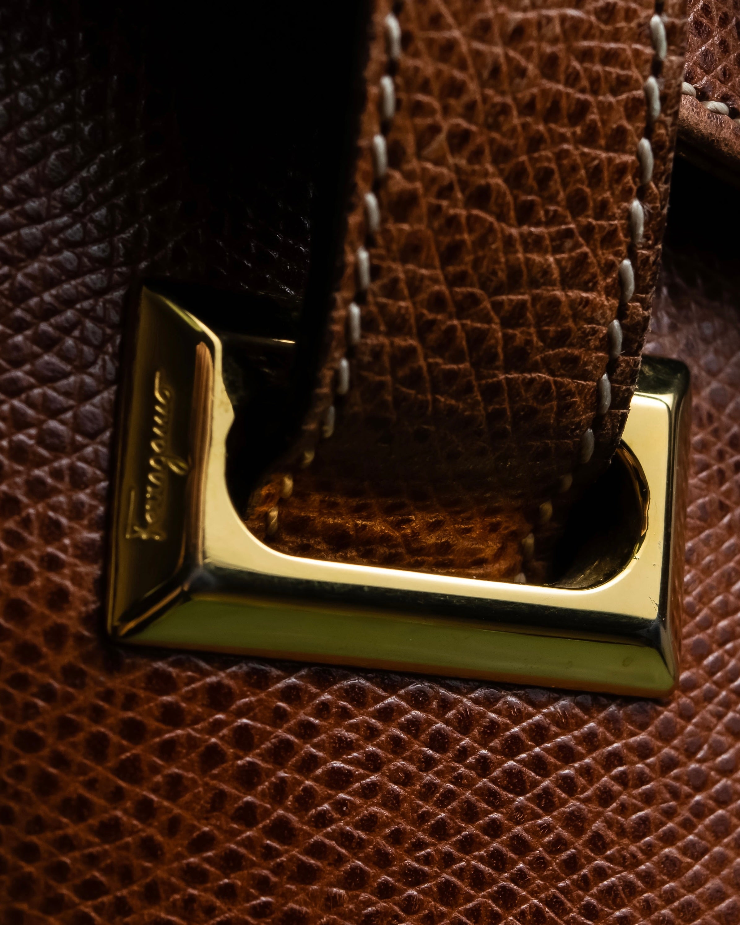 "Salvatore Ferragamo" Gold metal parts brown leather shoulder bag