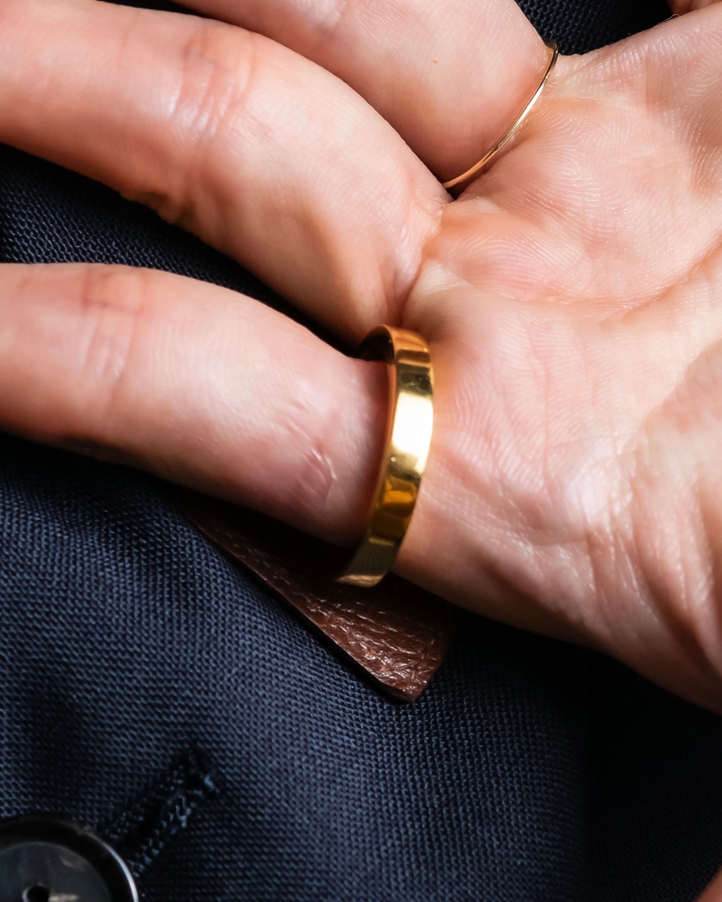 "HERMES" Gold & brown leather scarf ring