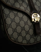 "GUCCI" 1970-80's Clasp design GG logo pattern shoulder bag