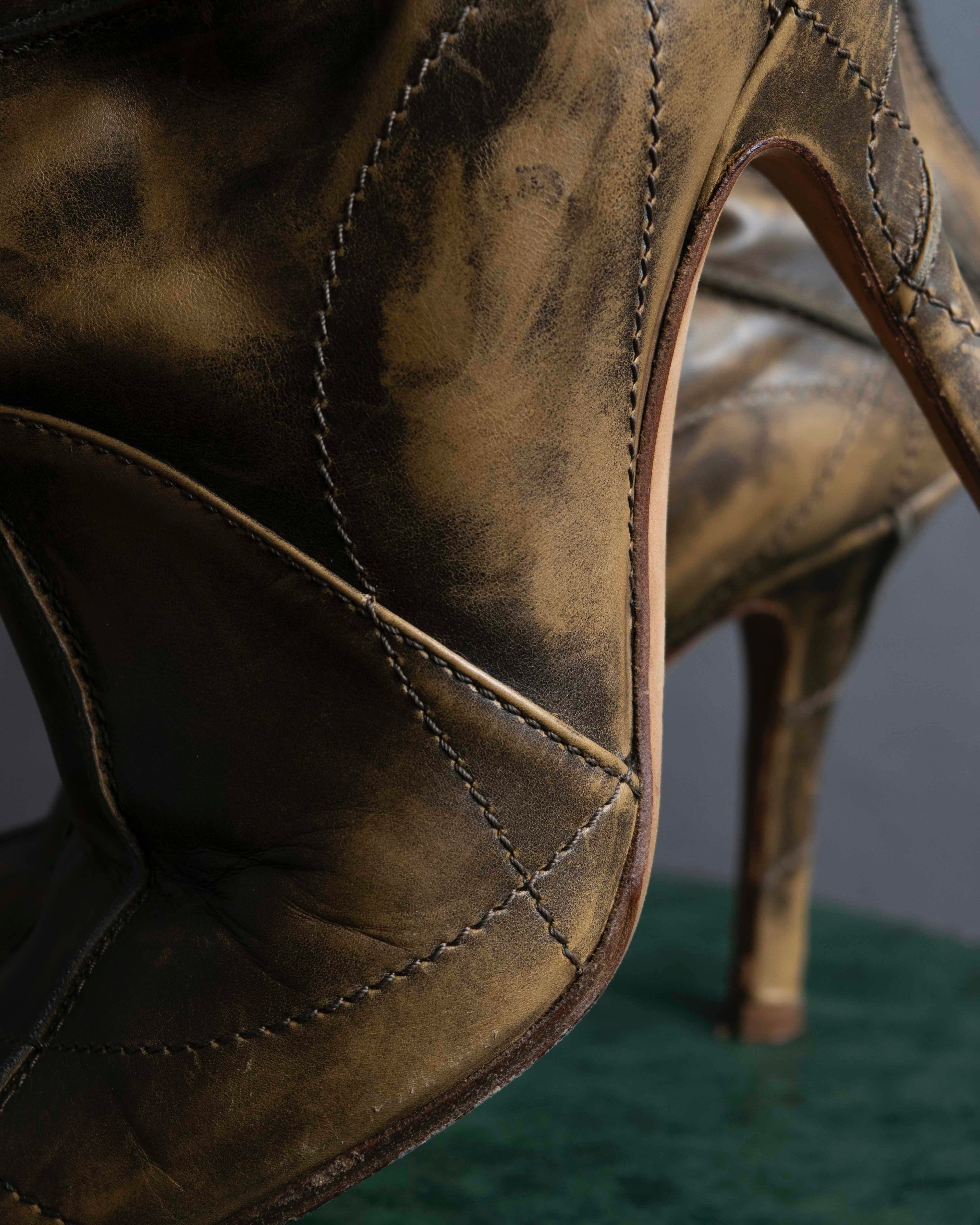 "Dior" Vintage style processing brown heel pumps