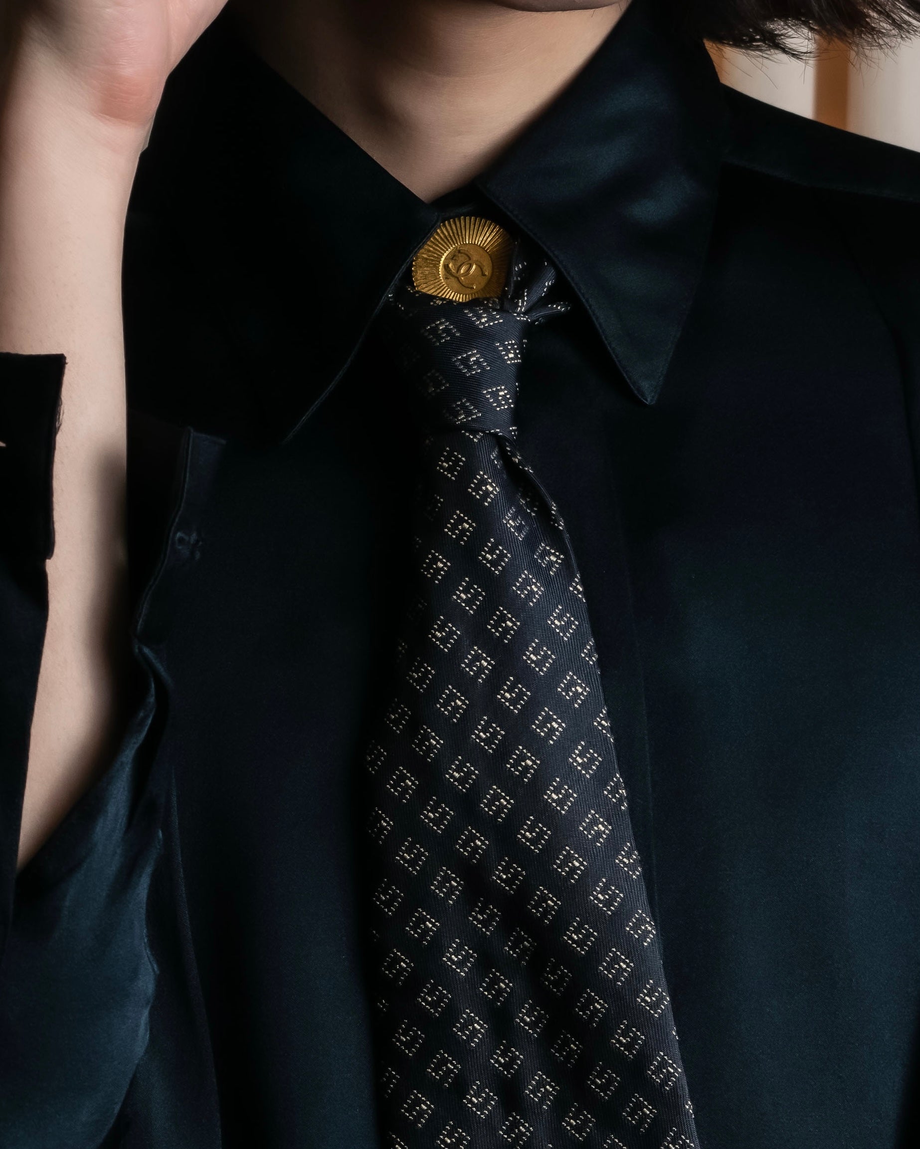 "GUCCI" G motif pattern silk necktie