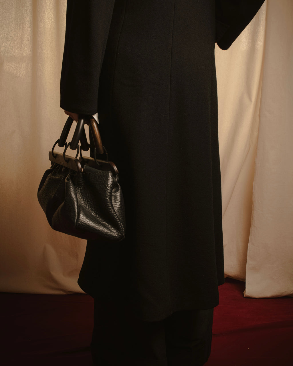 -SPECIAL- "GUCCI"
90’s-00’s Wood handle frame bag