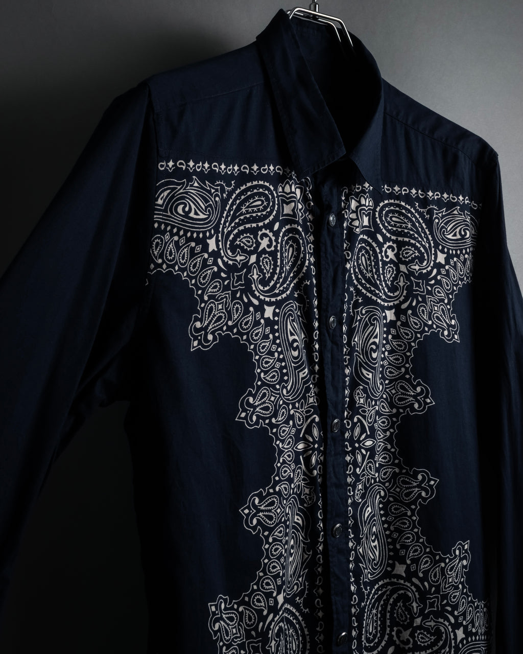 “GUCCI” 2011-12 Bandana panel print shirt