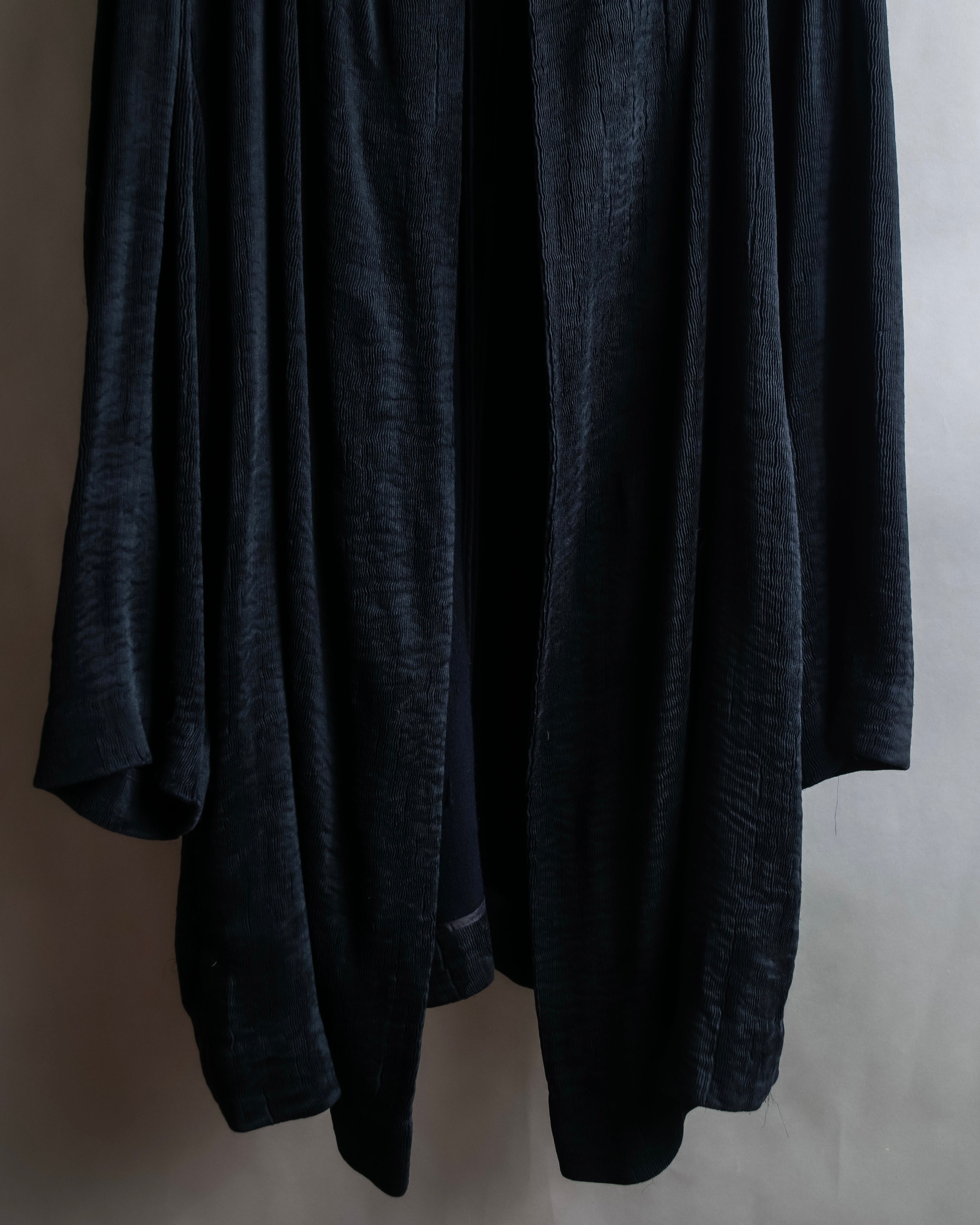 "ISSEY MIYAKE PERMANENT" Large shawl collar silk long cardigan
