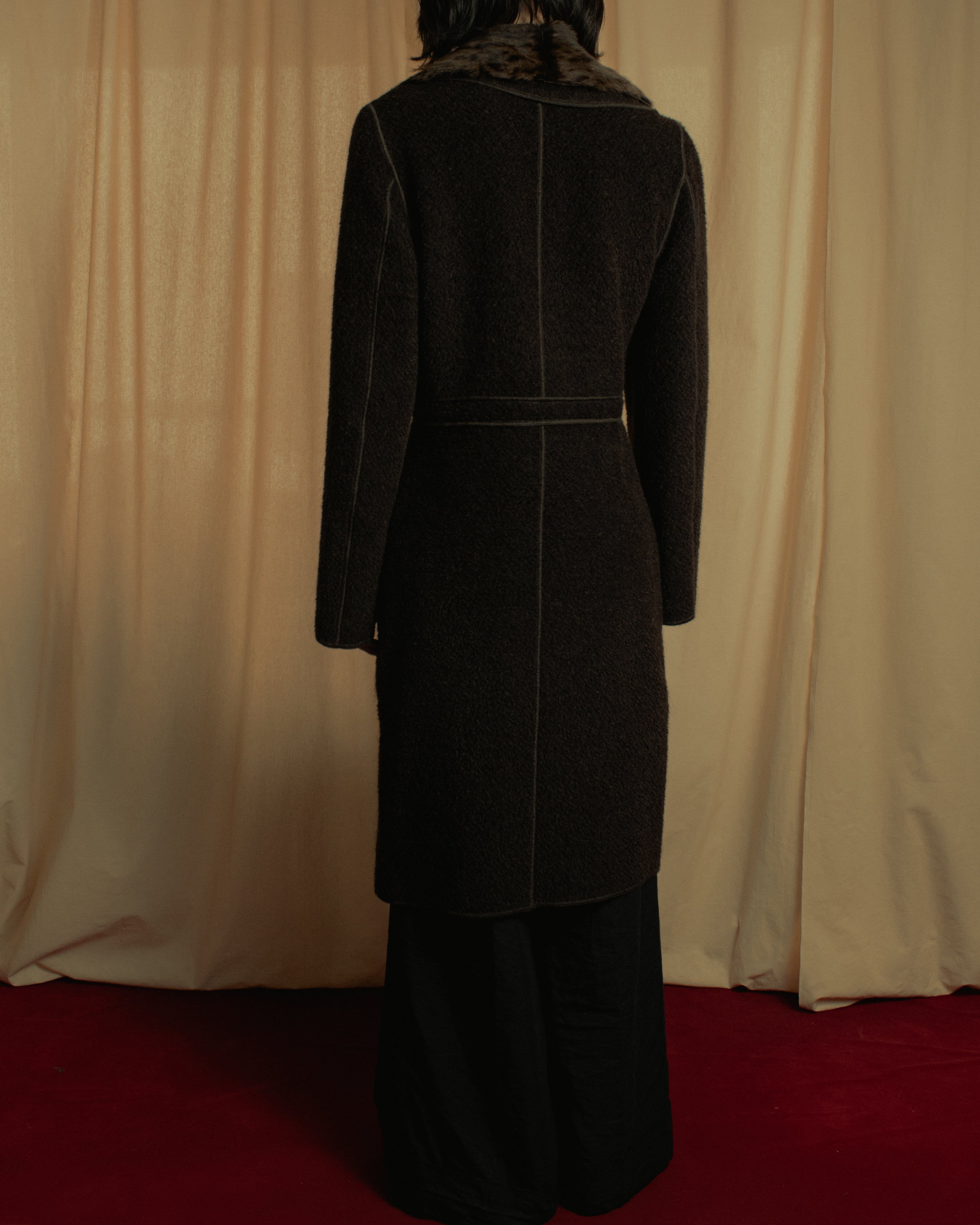 "FENDI" 90’s-00’s Sculptural belted leopard cat fur collar alpaca coat