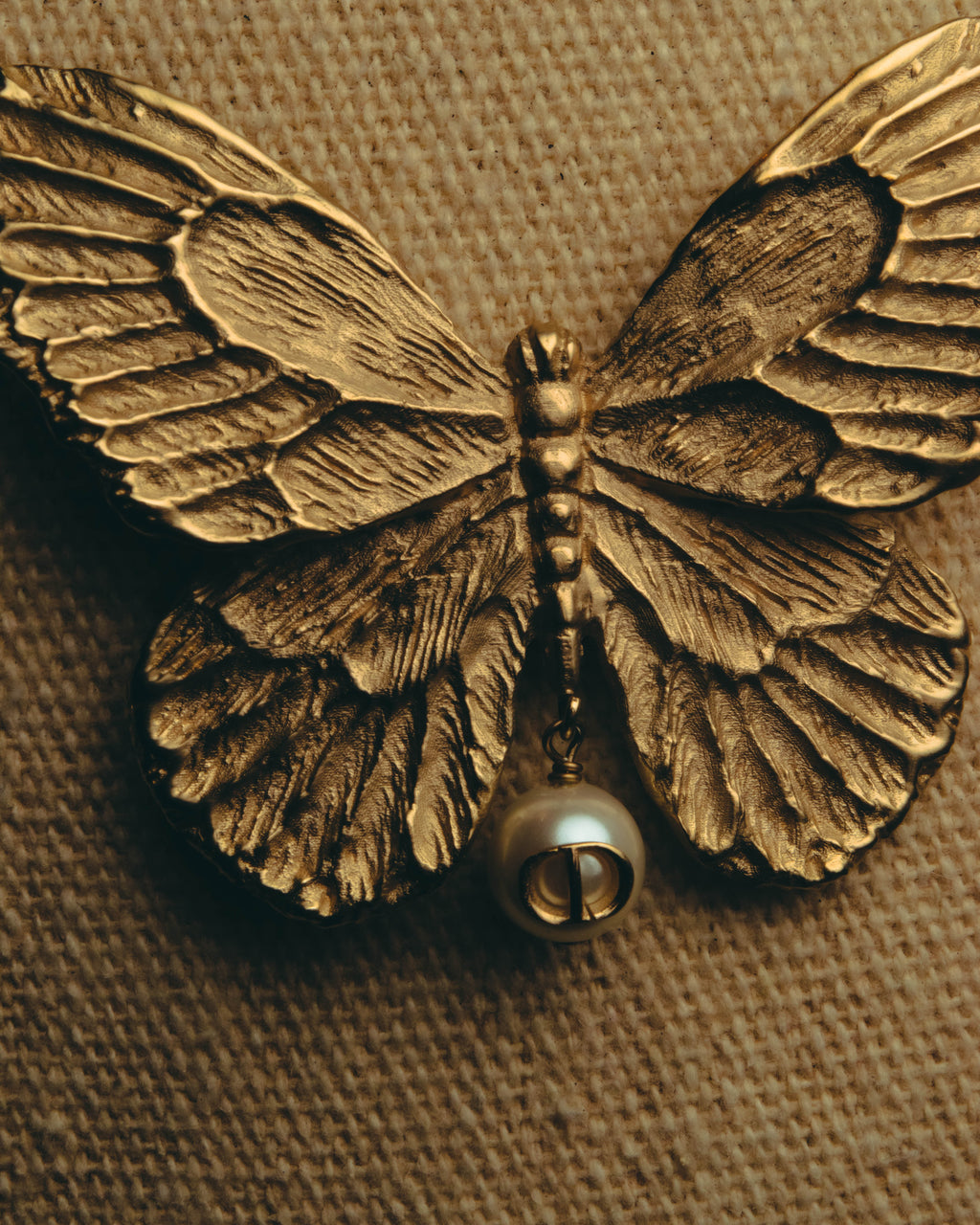 -SPECIAL- “Dior” 2023-24’s Sculpted butterfly pearl long necklace