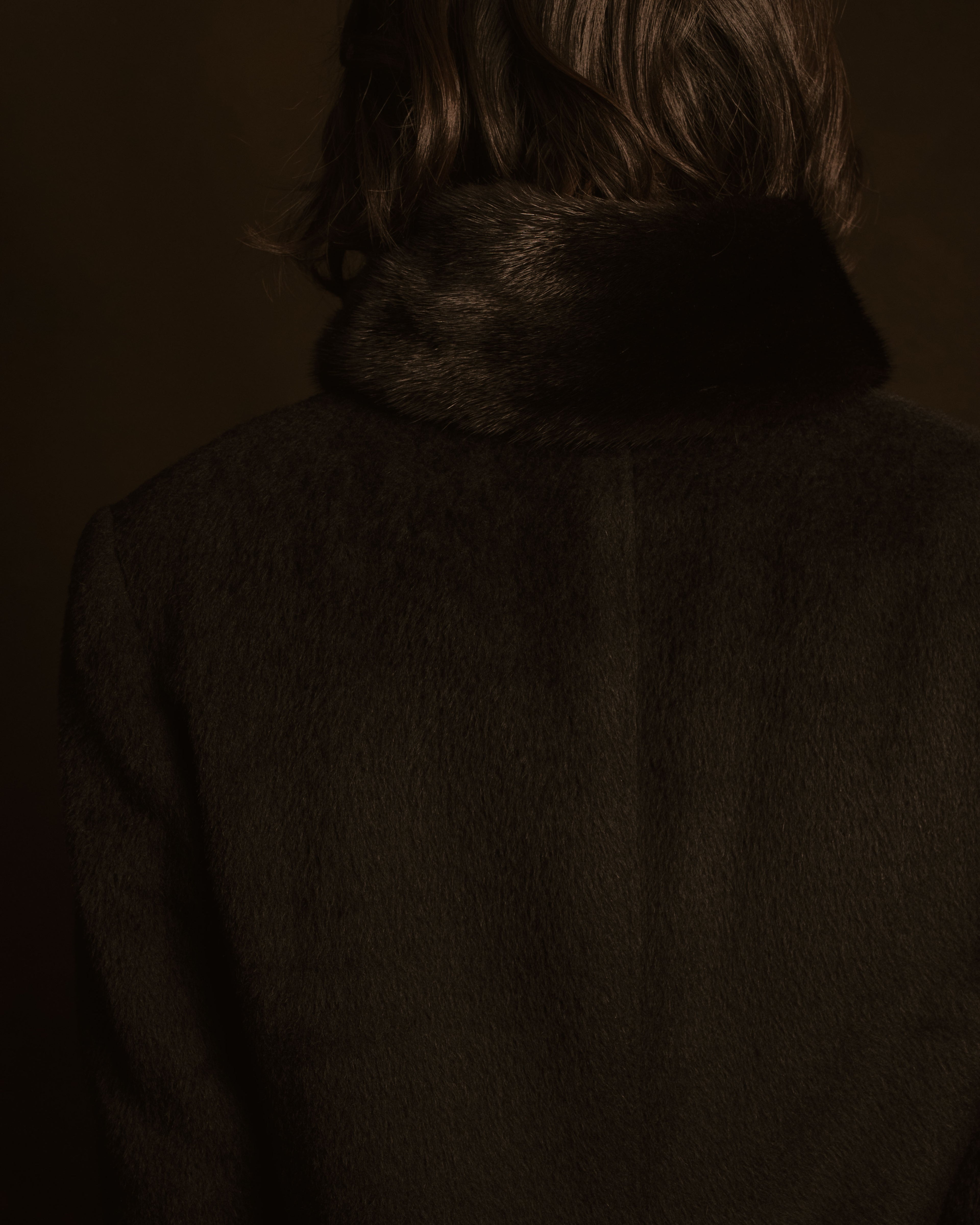 –SPECIAL– "GUCCI" 09-12’s Classically tailored llama-blend Chesterfield coat