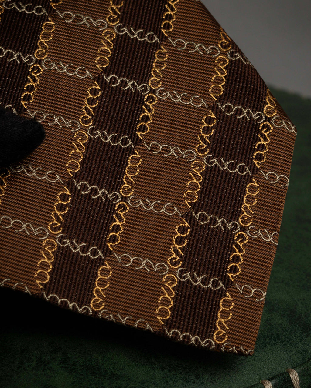 "GUCCI" Chain plaid design silk neck tie