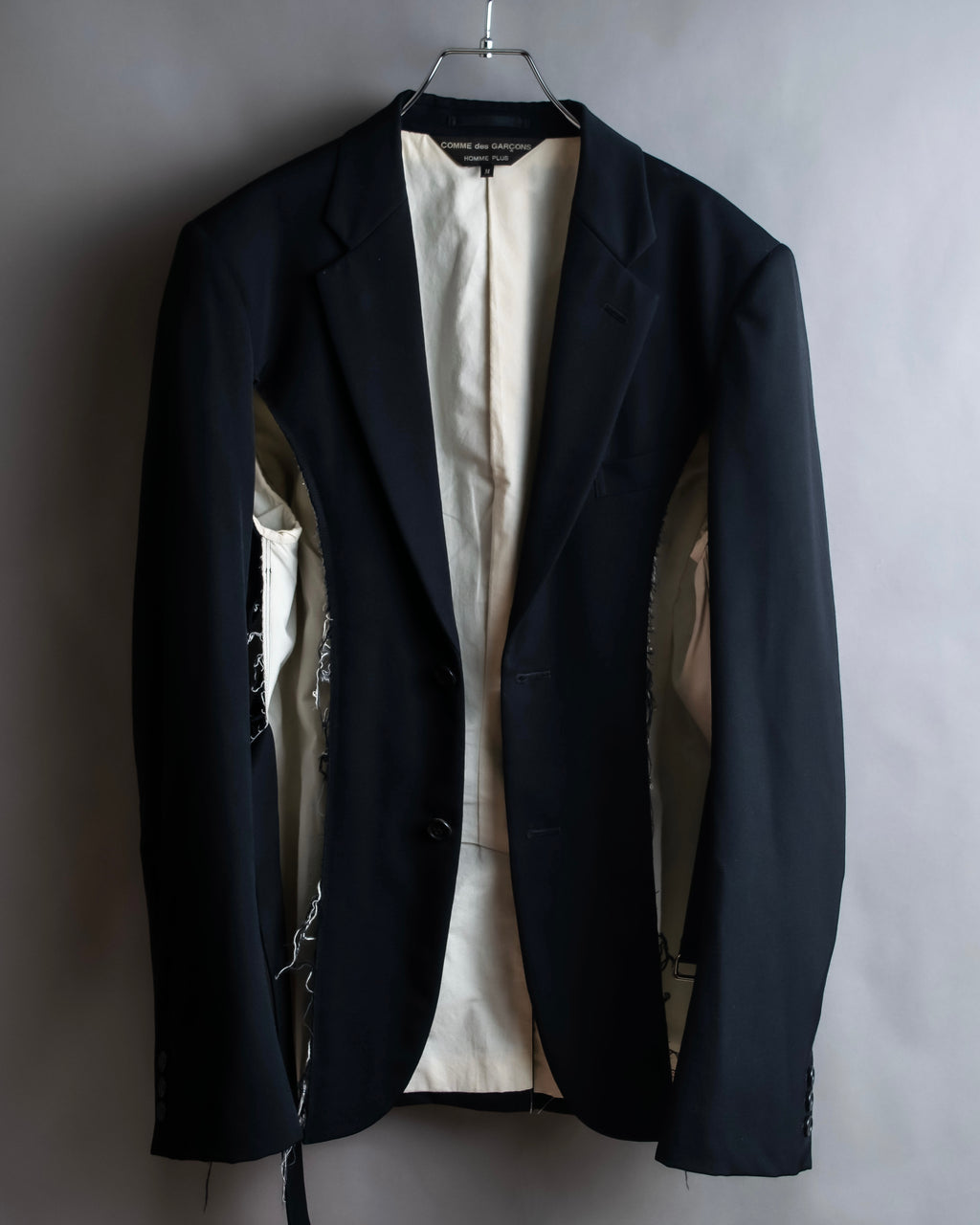 "COMME des GARCONS HOMME PLUS" 17AW Cutting design belted tailored jacket