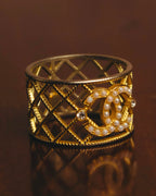 -SPECIAL- “CHANEL“ 2021 AW Pearl quilted CC ring