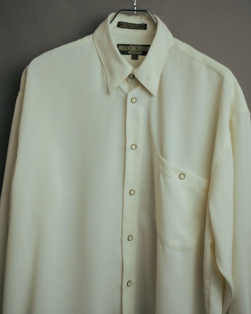 -MOOD Vintage Collections-
90’s Fine ridge ivory drape shirt