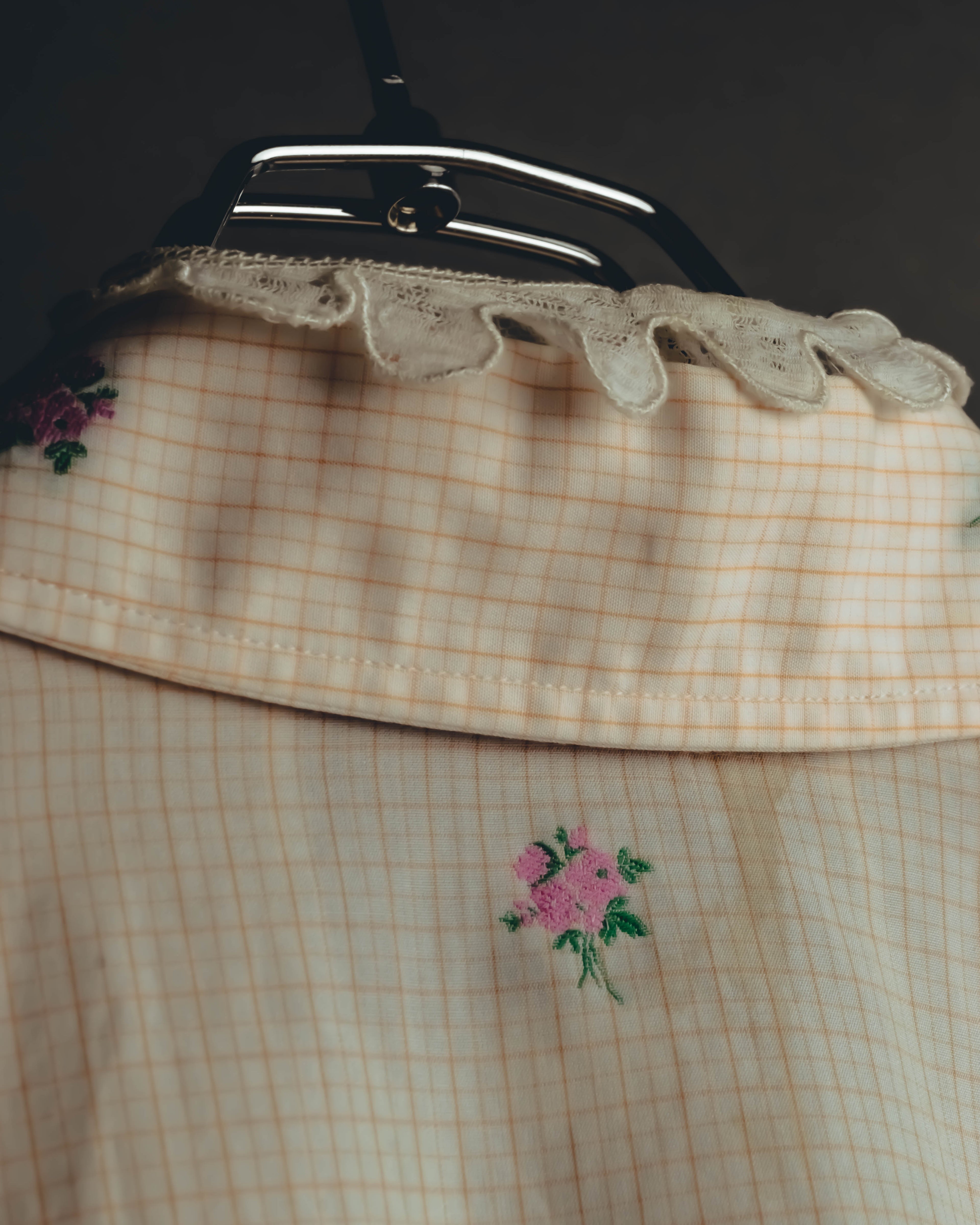 "GUCCI" 2010's-20's Romantic embroidered lace blouse