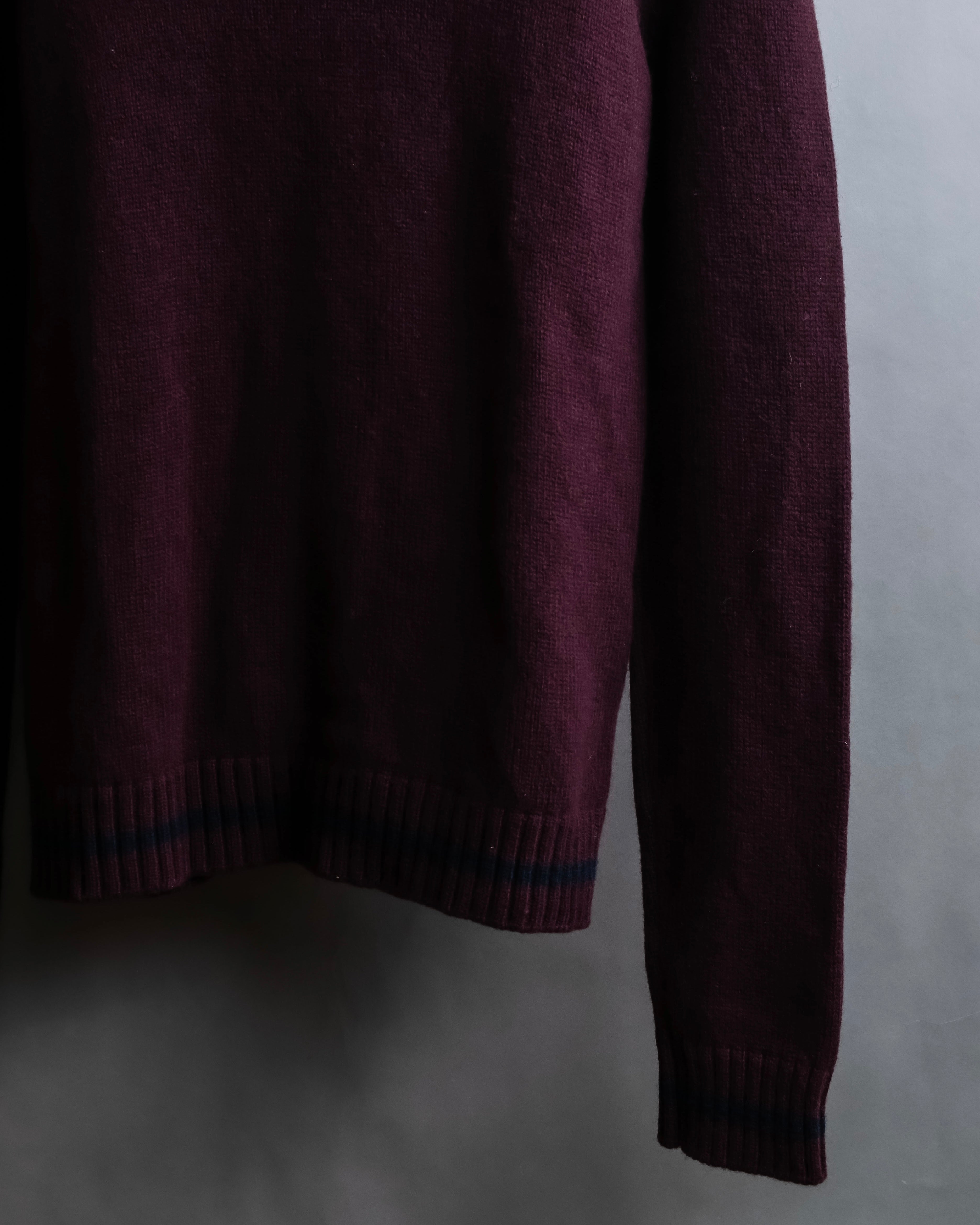 "MAISON MARGIELA"
20AW burgundy color V-neck knit