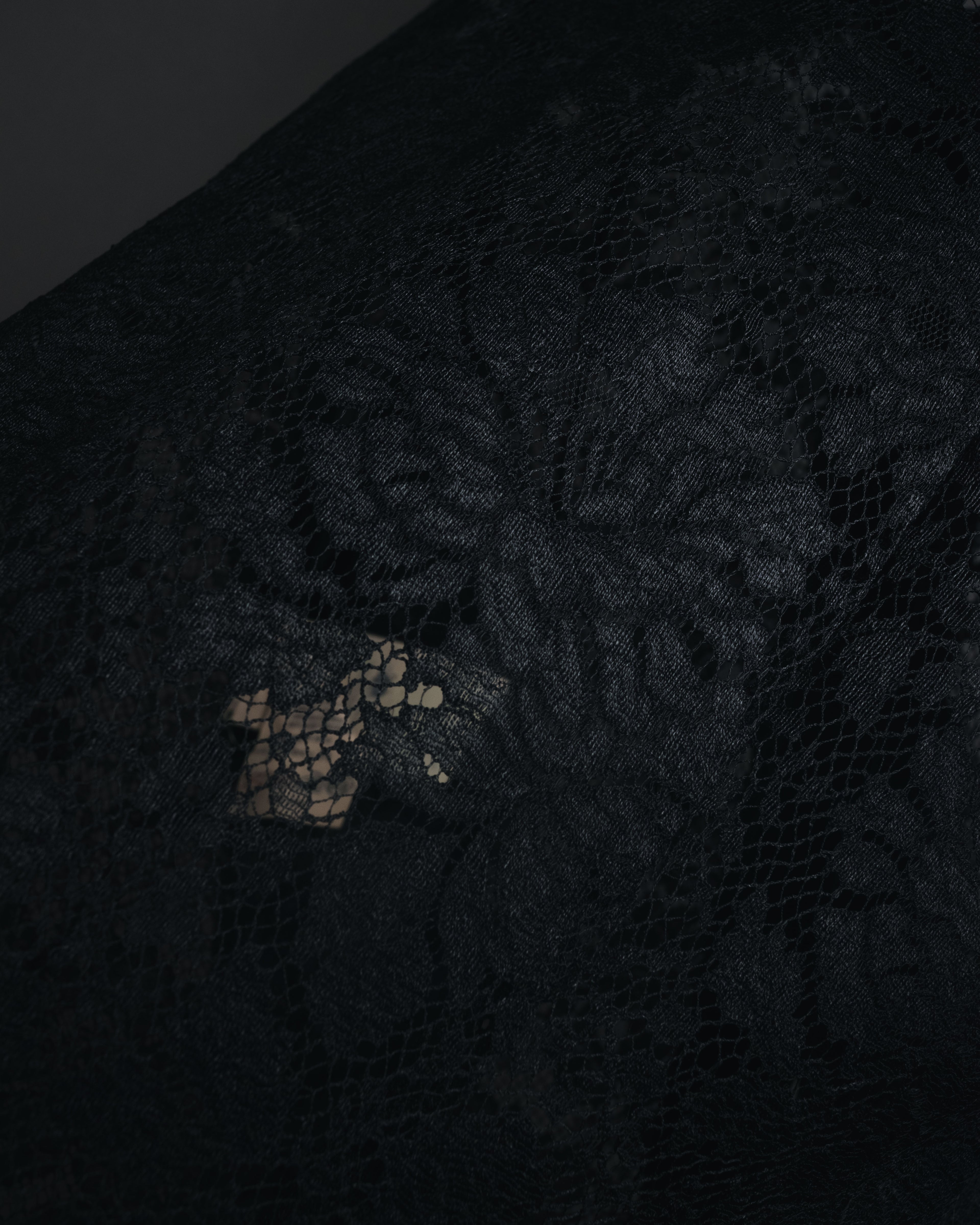 "VALENTINO MISS V" Late 80s botanical lace polo shirt