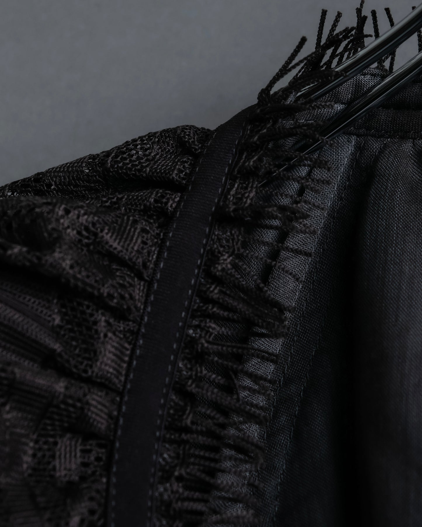 "ISSEY MIYAKE" Fringe design embroidered jacket